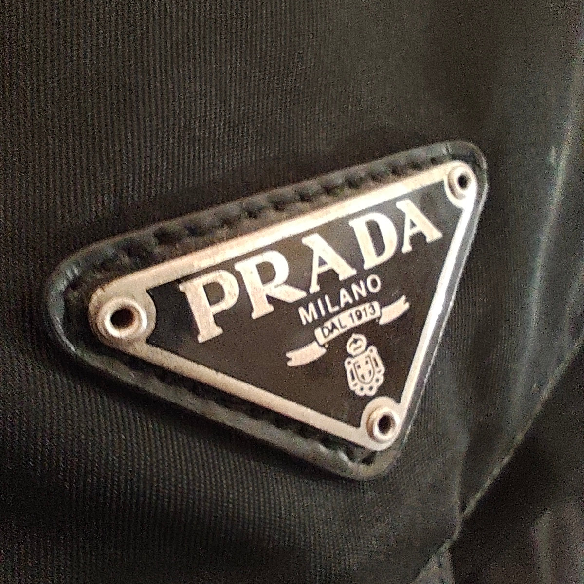 Prada – Zaino Classico Iconico in Nylon Nero Misura Grande Vintage