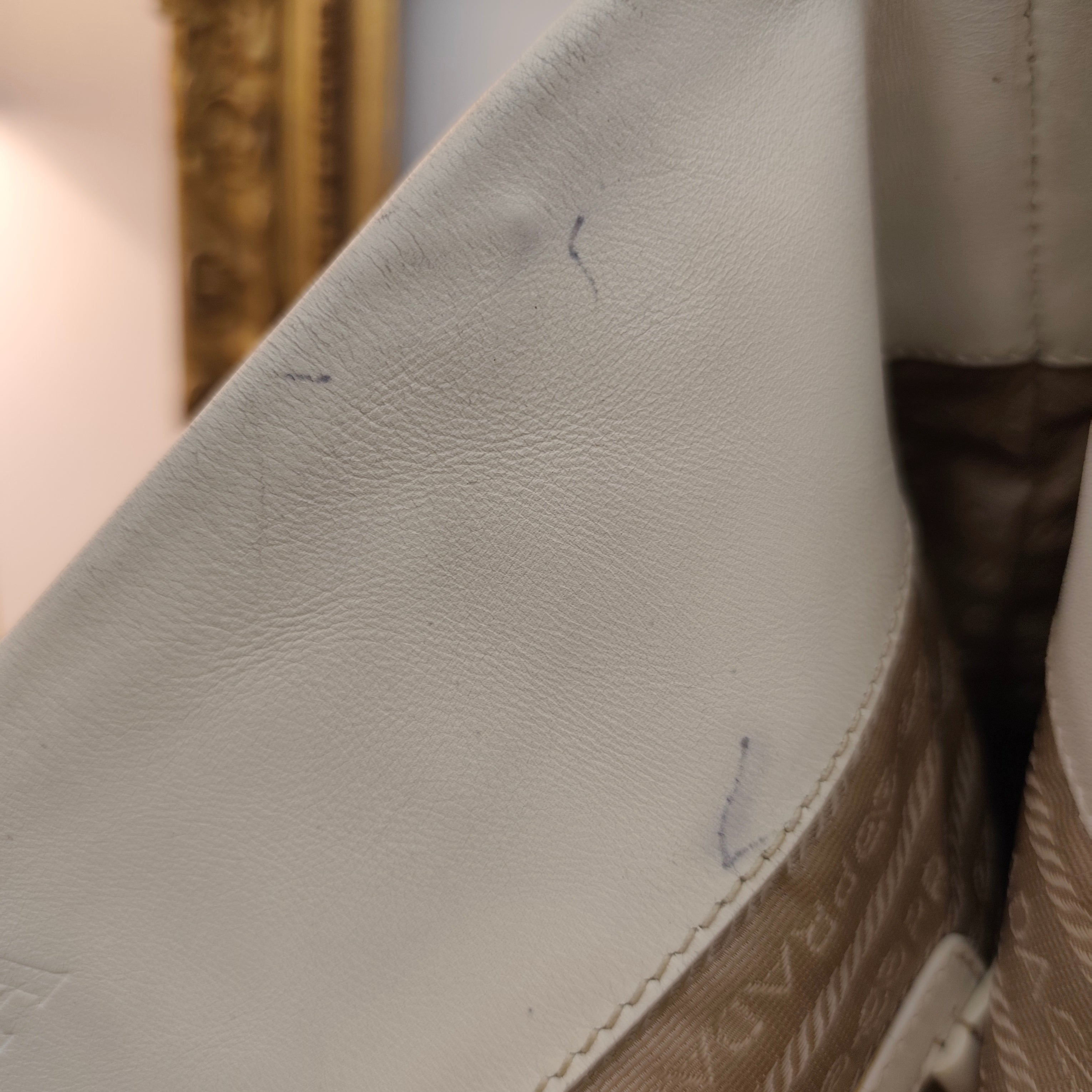 Prada – Hobo Shopper Logo Jacquard Beige e Pelle Bianca