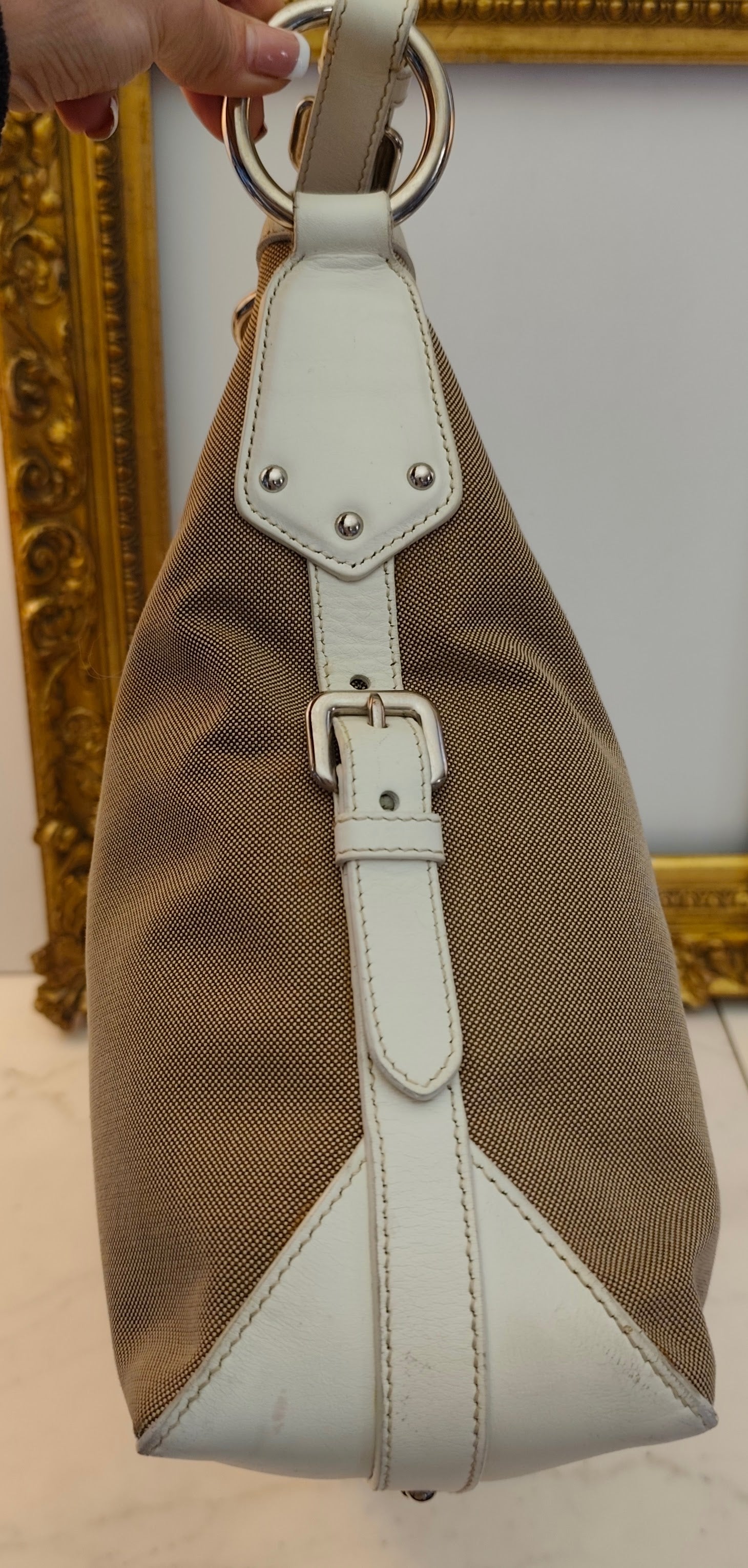 Prada – Hobo Shopper Logo Jacquard Beige e Pelle Bianca