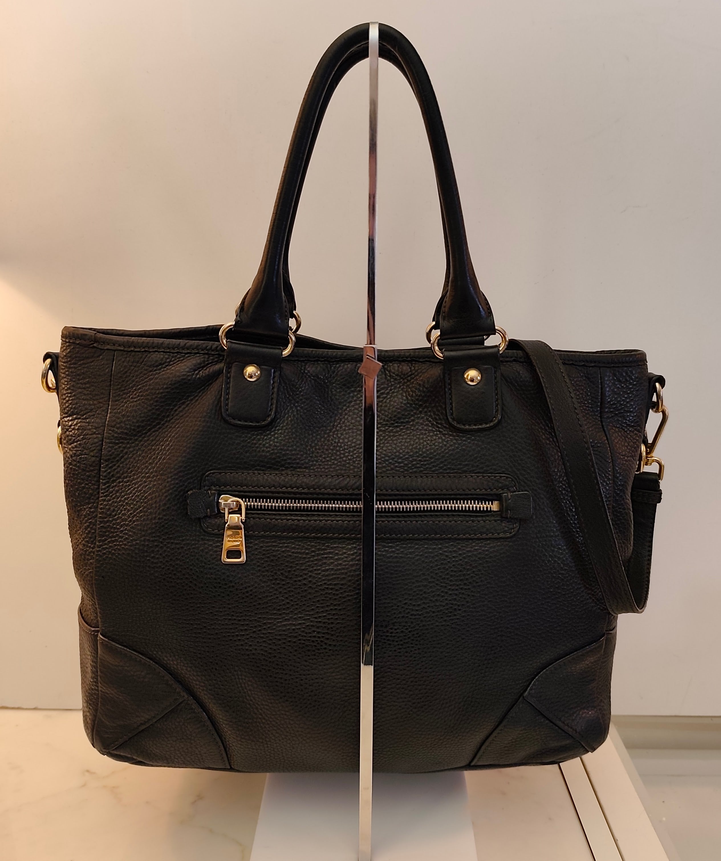 Prada – Tote Bag Shopper in Pelle Martellata Nera