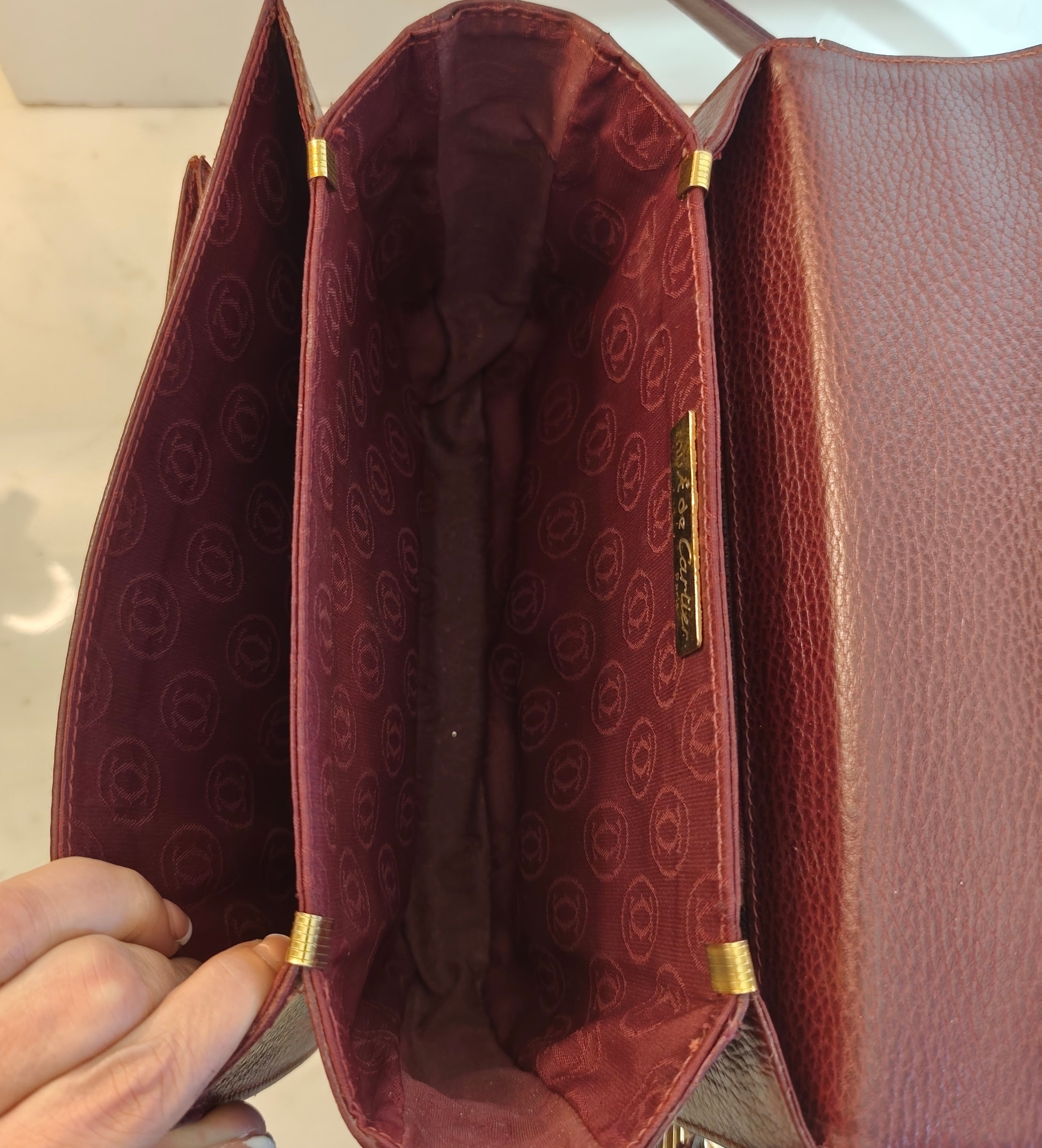 Cartier – Camera Bag a Spalla Vintage Bordeaux
