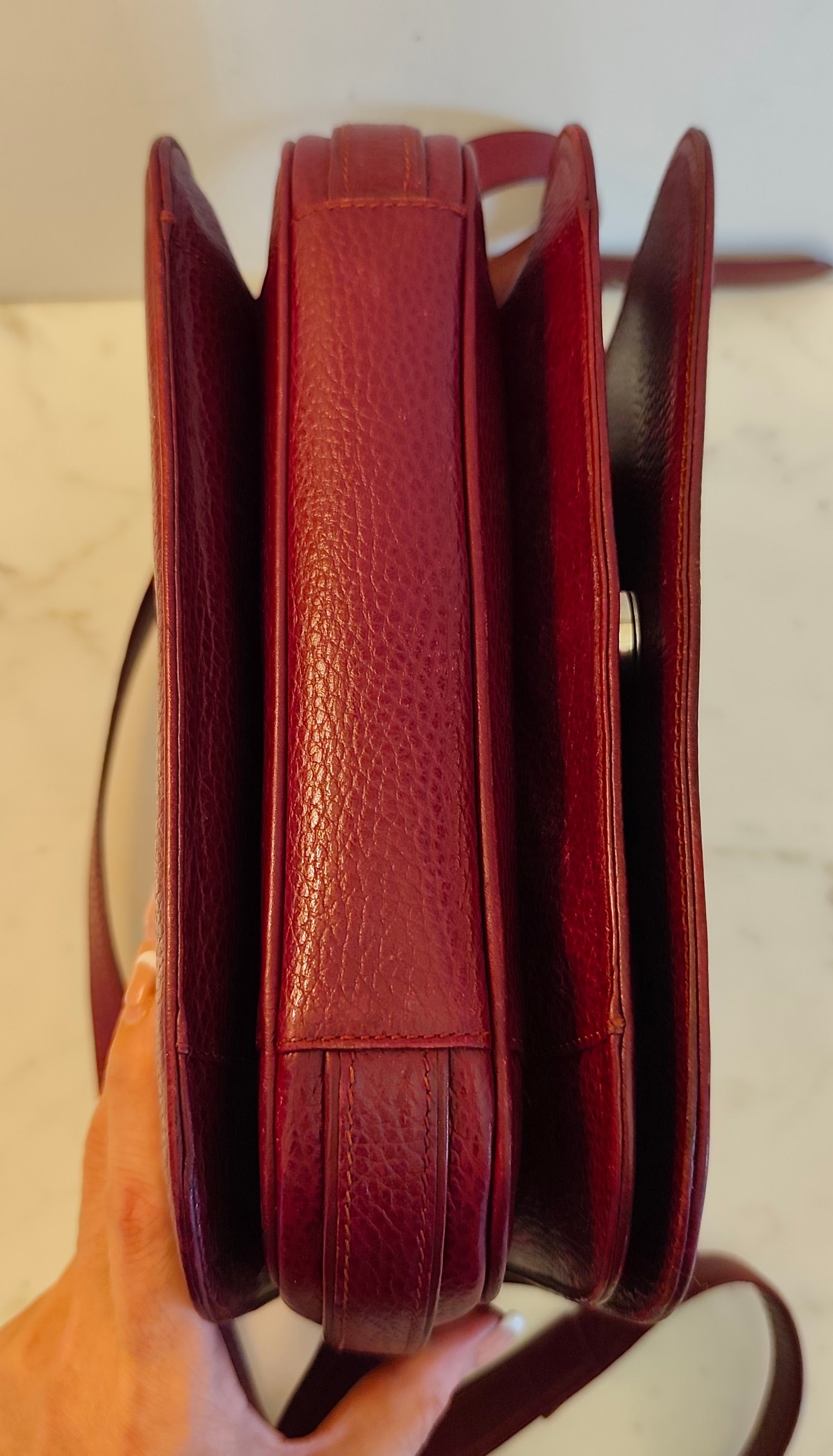 Cartier - Camera Bag a Patta Intera in Pelle Bordeaux Vintage