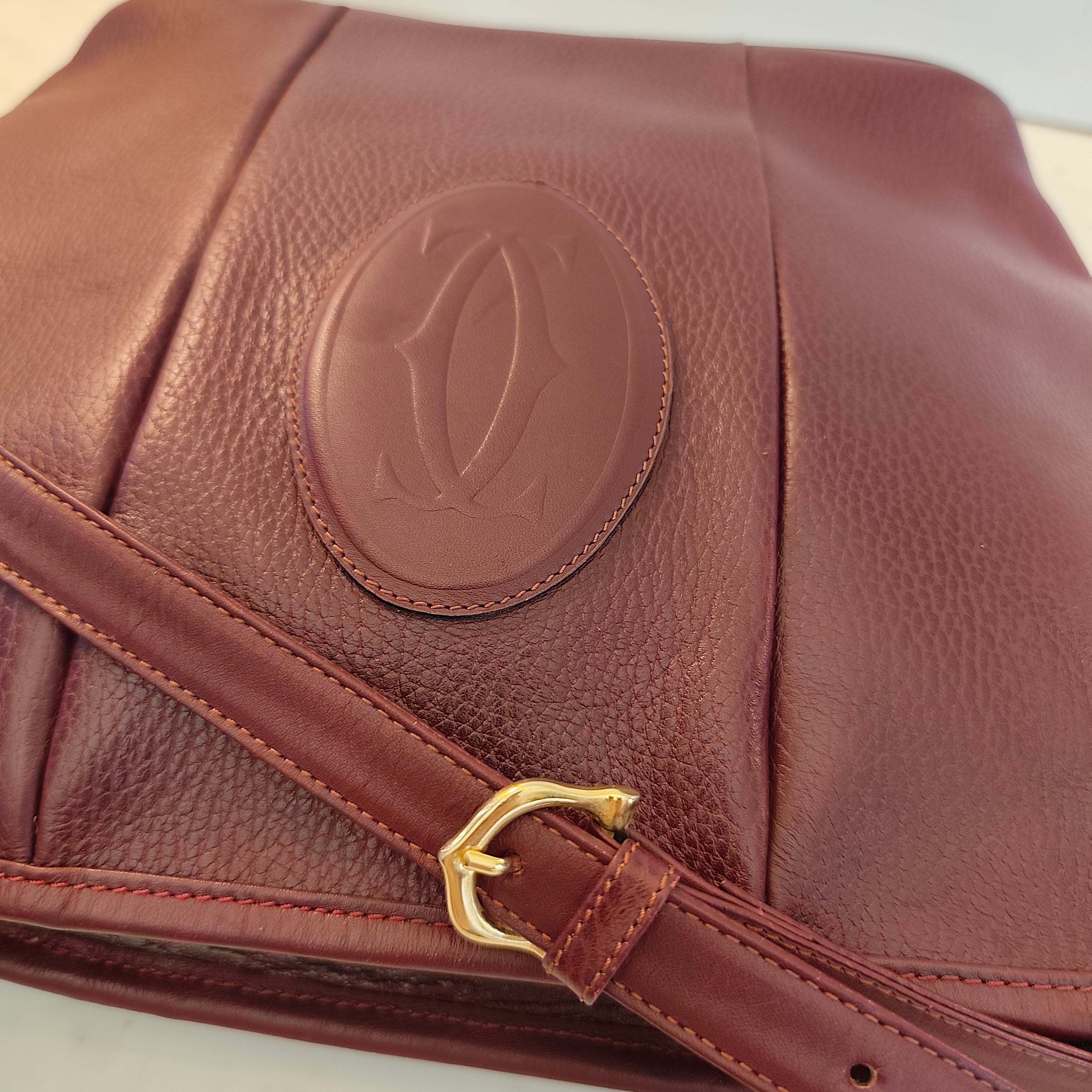 Cartier – Borsa a Spalla Double Face in Pelle Bordeaux Vintage