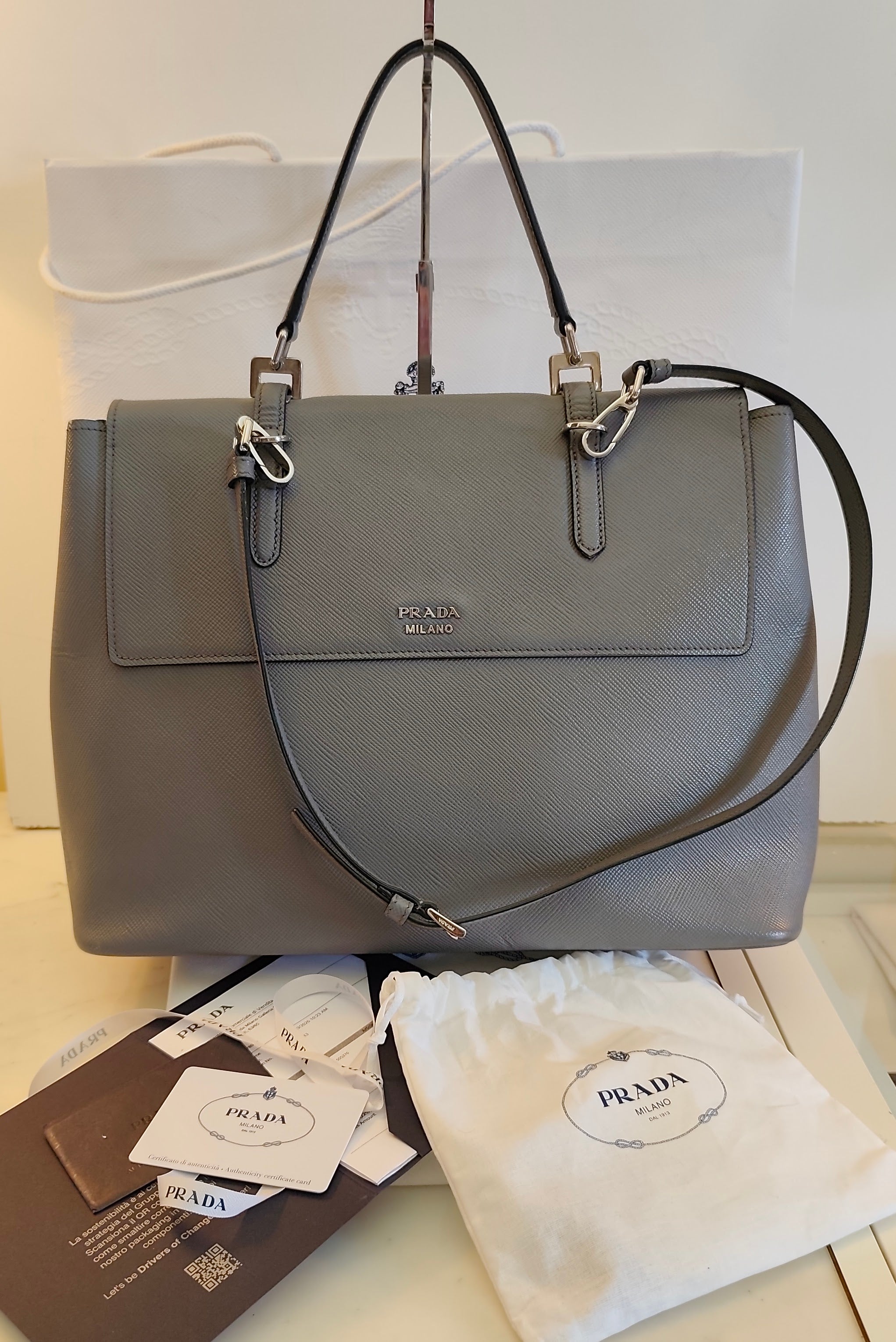 Prada - Borsa Cartella "Double Satchel" Donna in Pelle Saffiano Grigio - Full Set