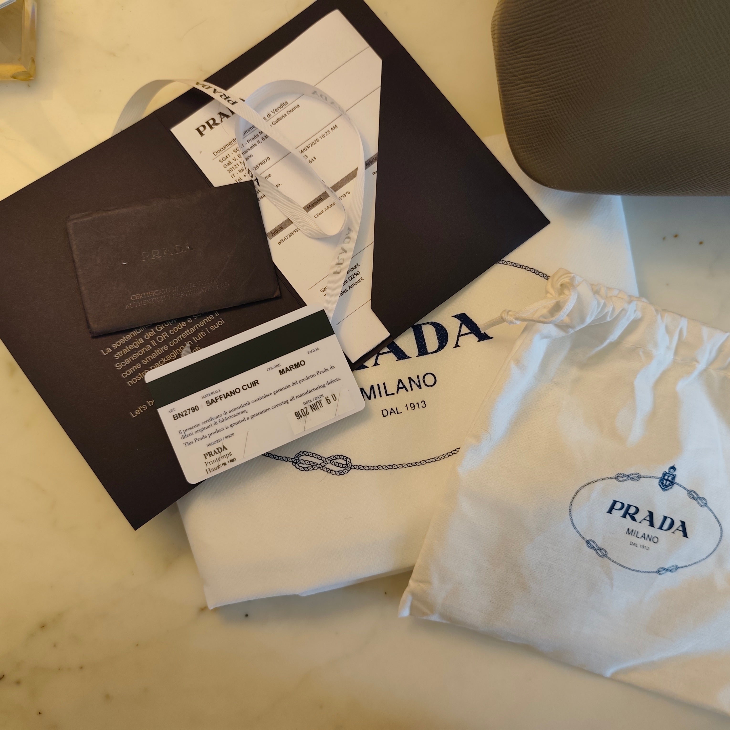 Prada - Borsa Cartella "Double Satchel" Donna in Pelle Saffiano Grigio - Full Set