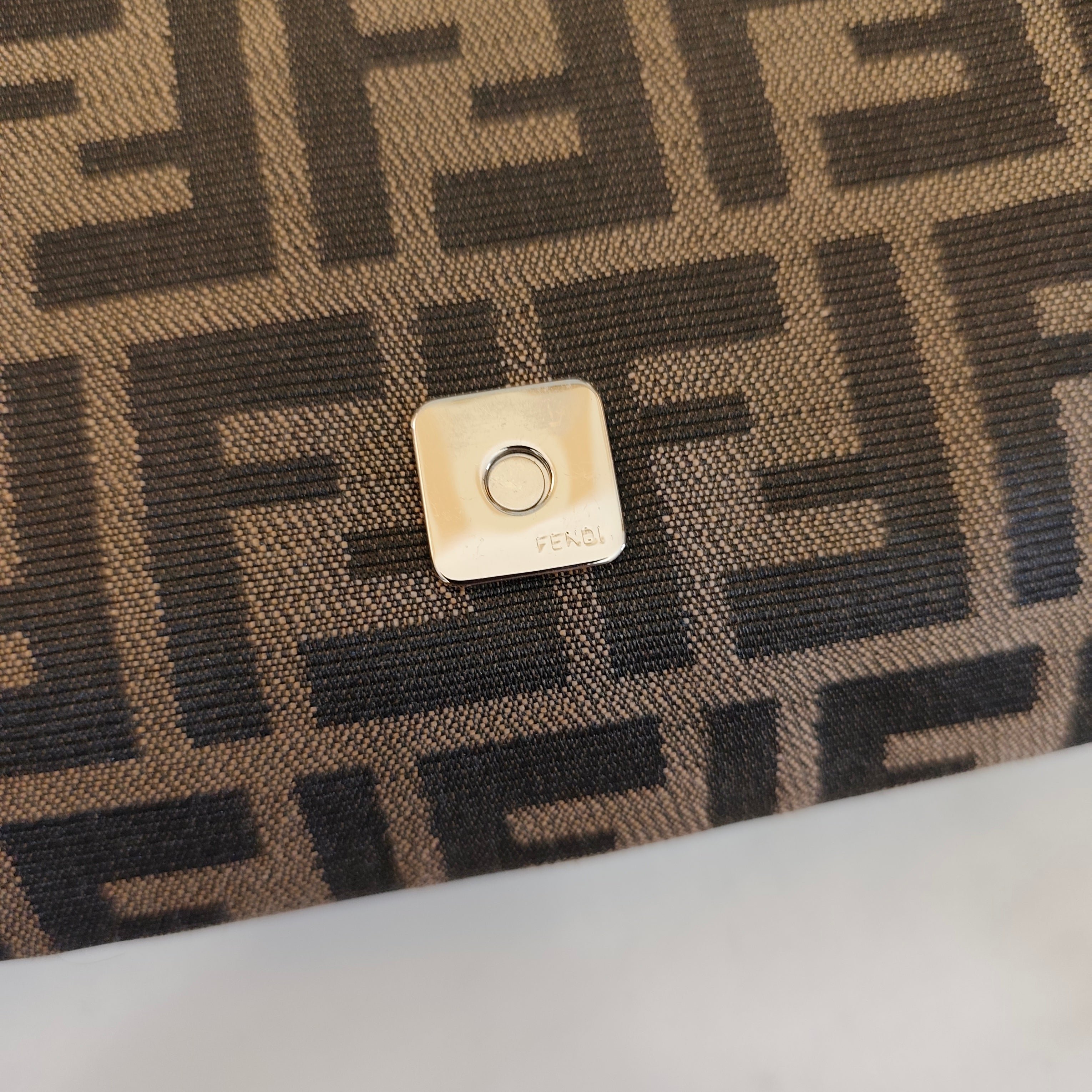 FENDI - MAMA BAGUETTE ZUCCA