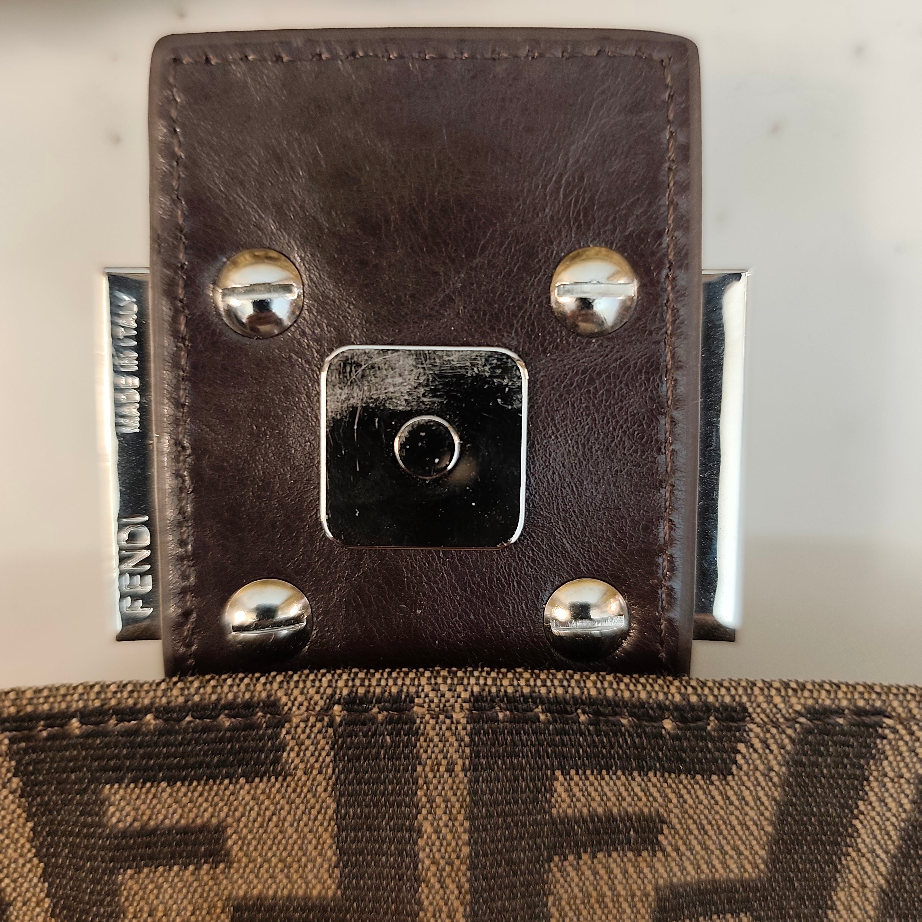 FENDI - MAMA BAGUETTE ZUCCA