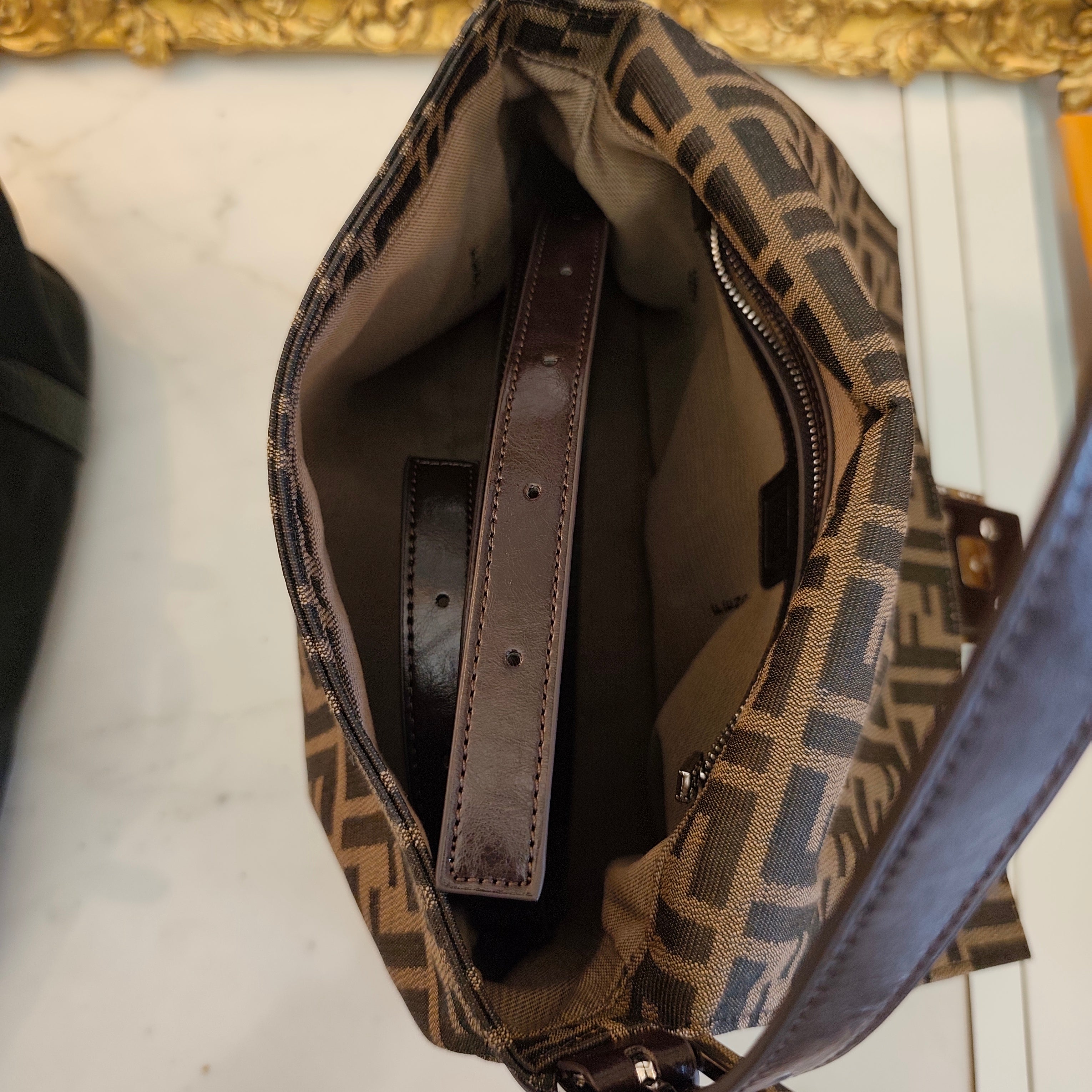 FENDI - MAMA BAGUETTE ZUCCA