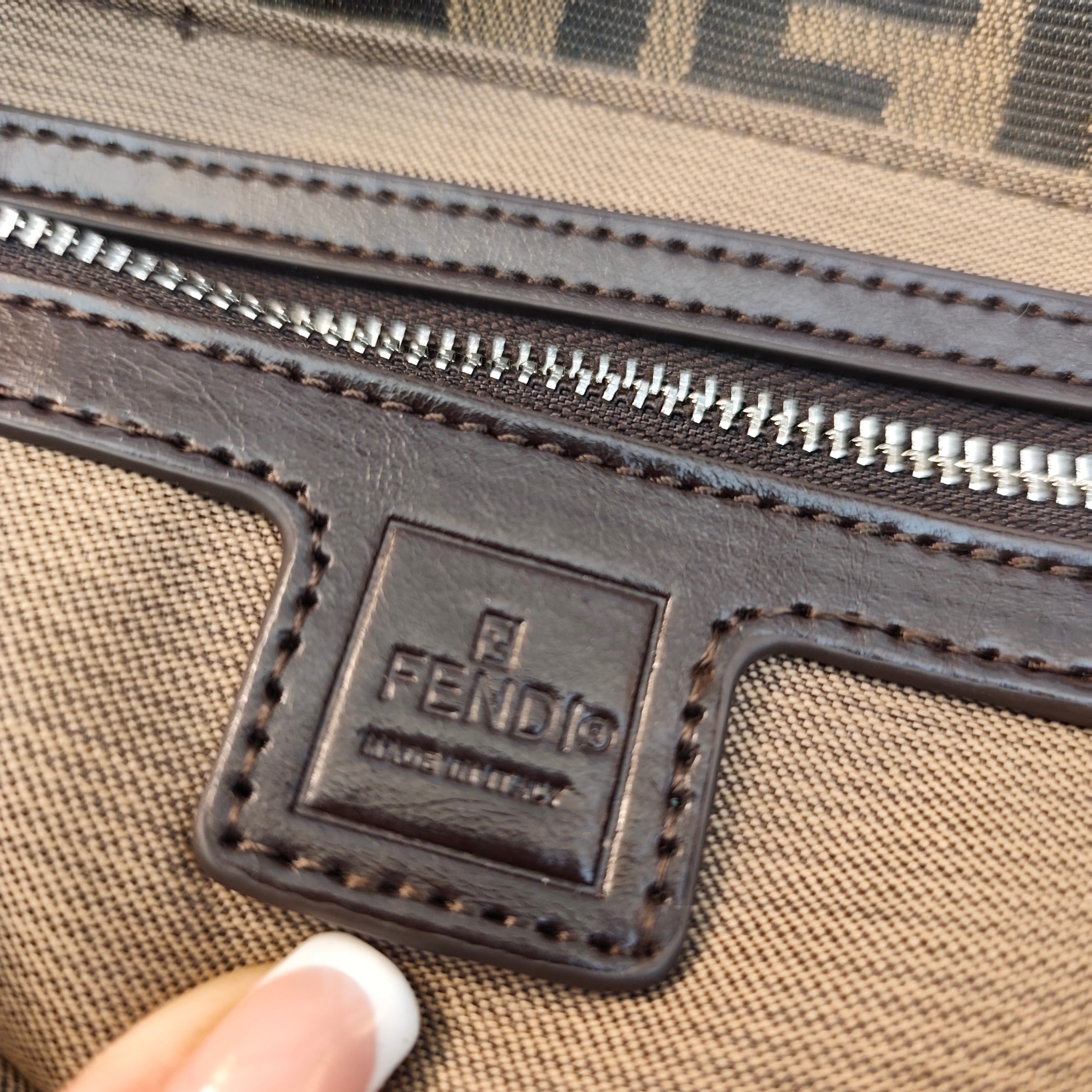 FENDI - MAMA BAGUETTE ZUCCA