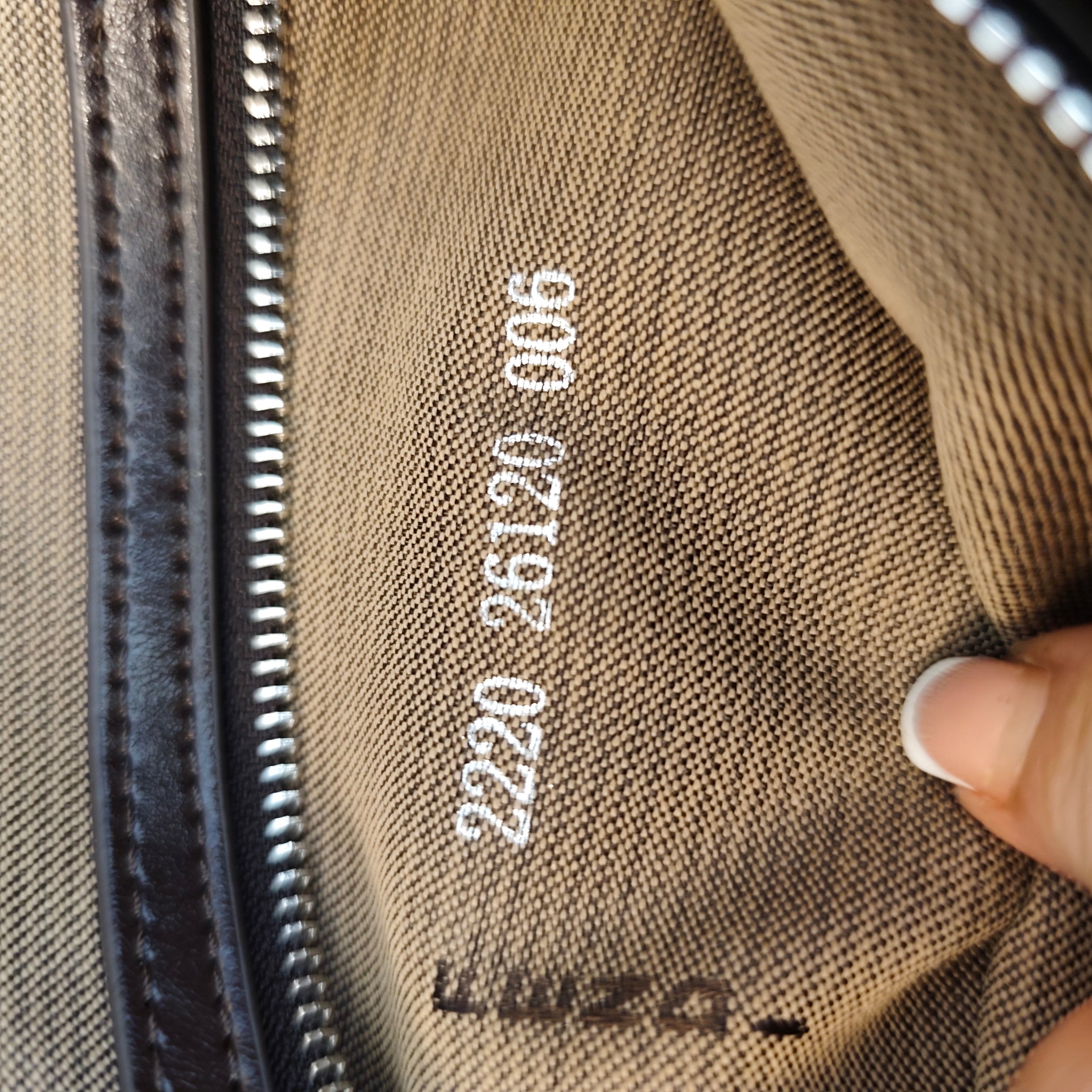 FENDI - MAMA BAGUETTE ZUCCA