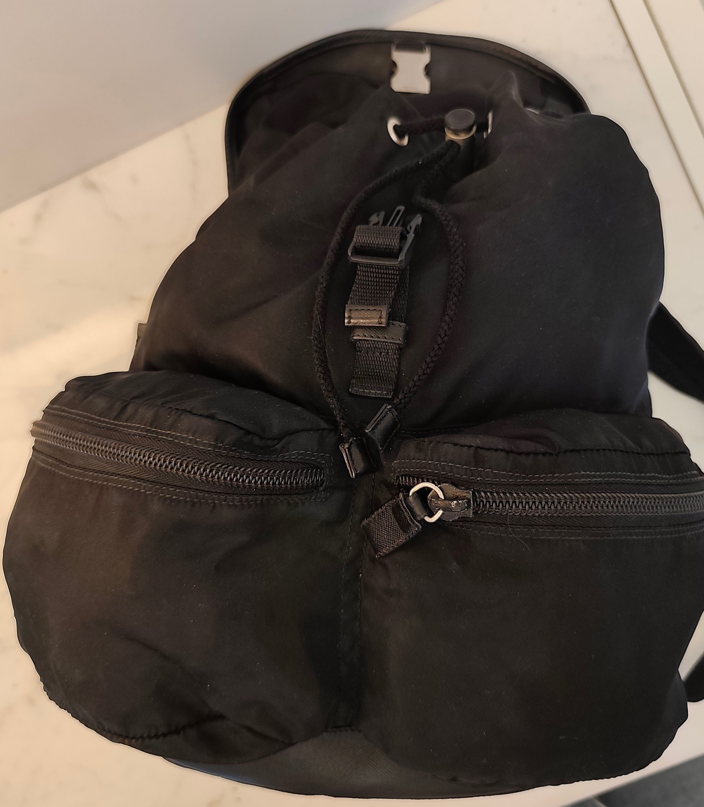 Prada - Zaino Grande in Nylon e Pelle Nero Vintage