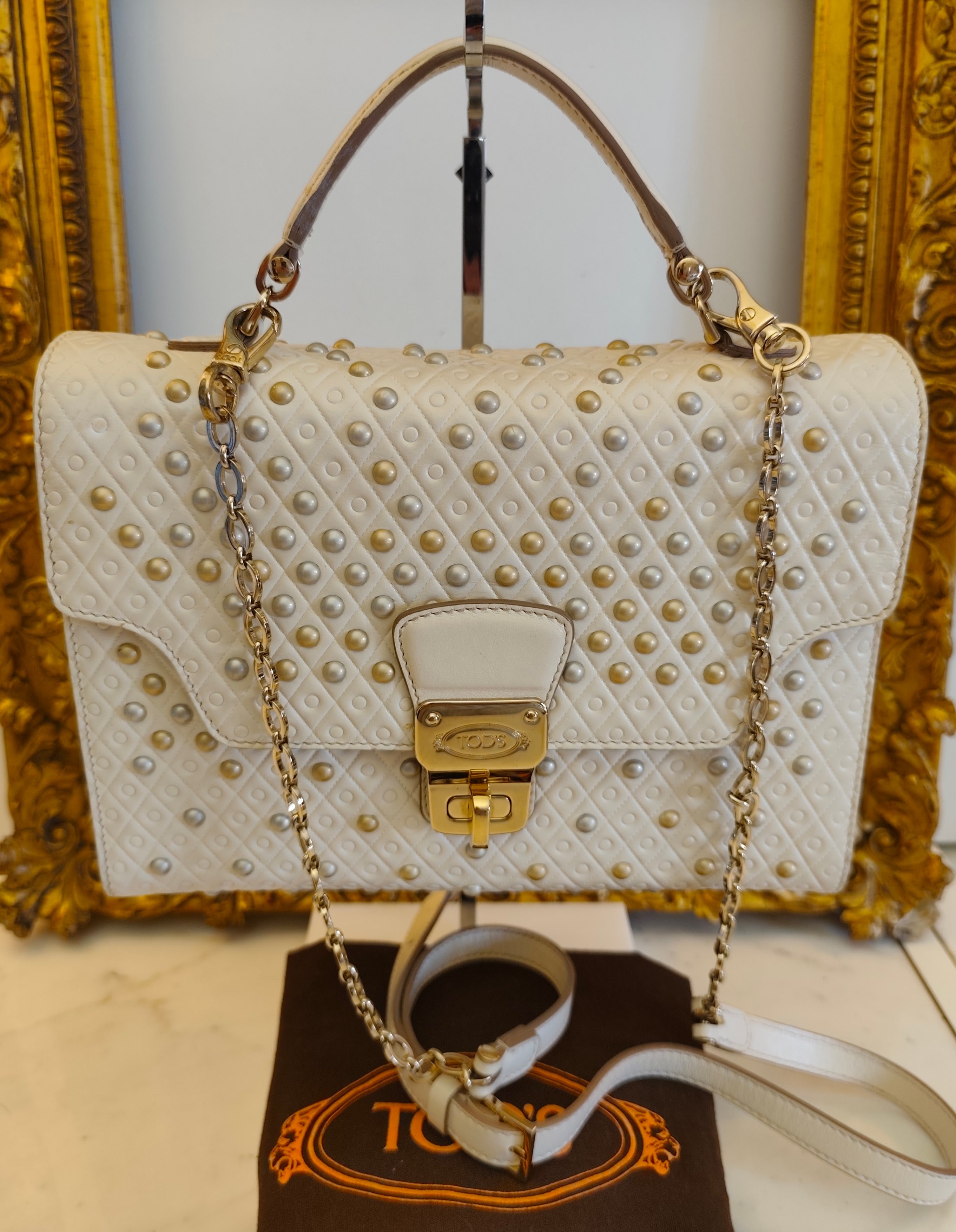 TOD’S - Camera Bag a Mano con Tracolla in Pelle Avorio con Borchie