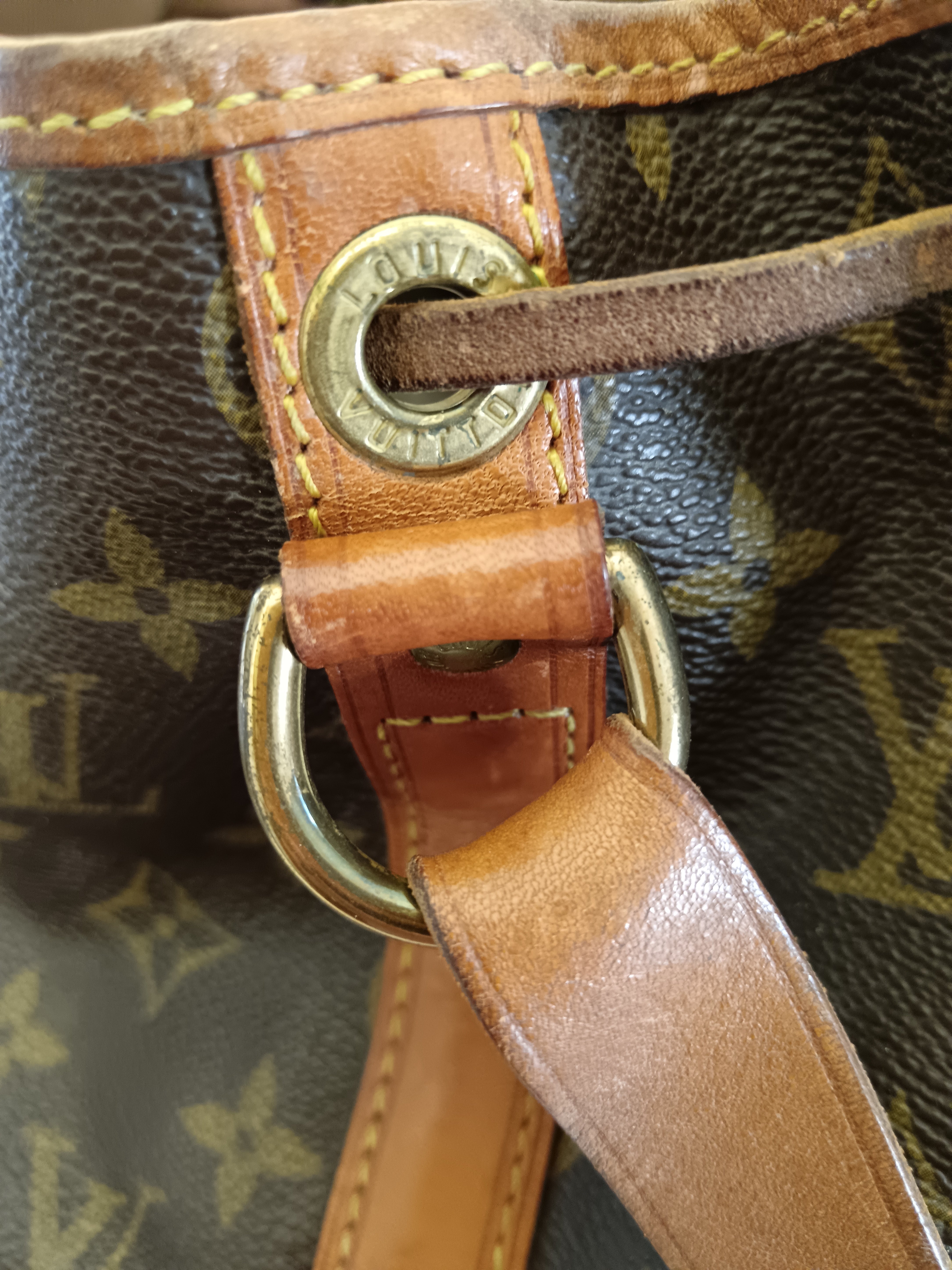 DAY 3: COMBO BOMBA €1000 - Louis Vuitton + Prada