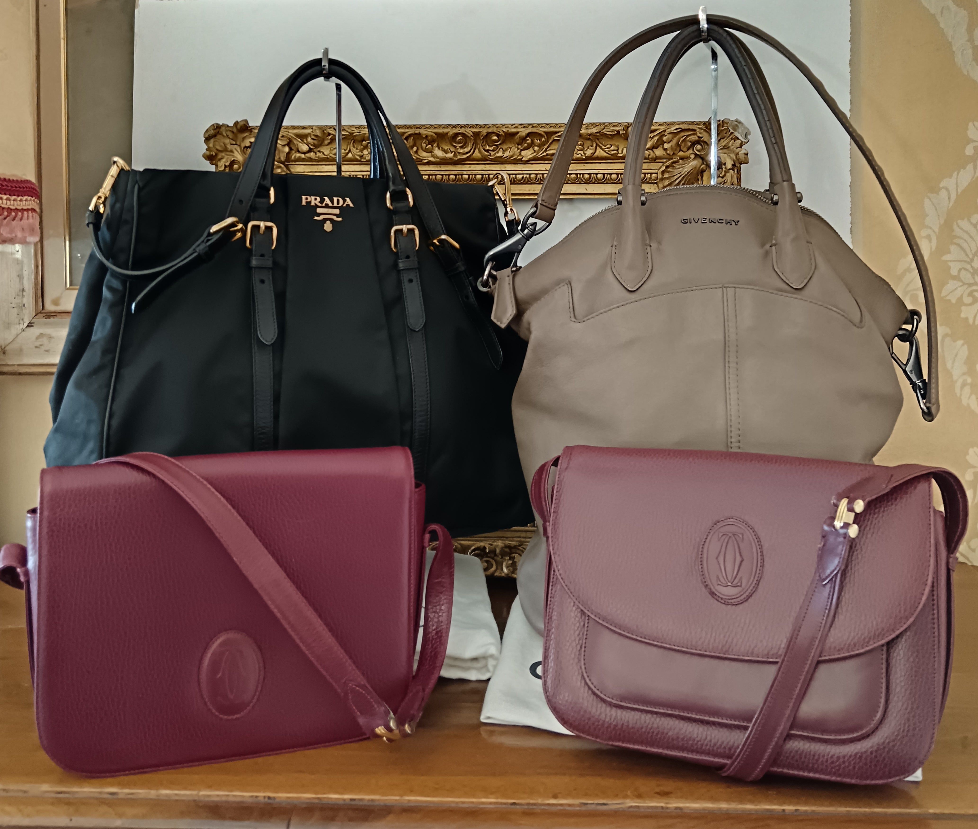 COMBO BOMBA €750: 1 Cartier o Givenchy a scelta + Prada
