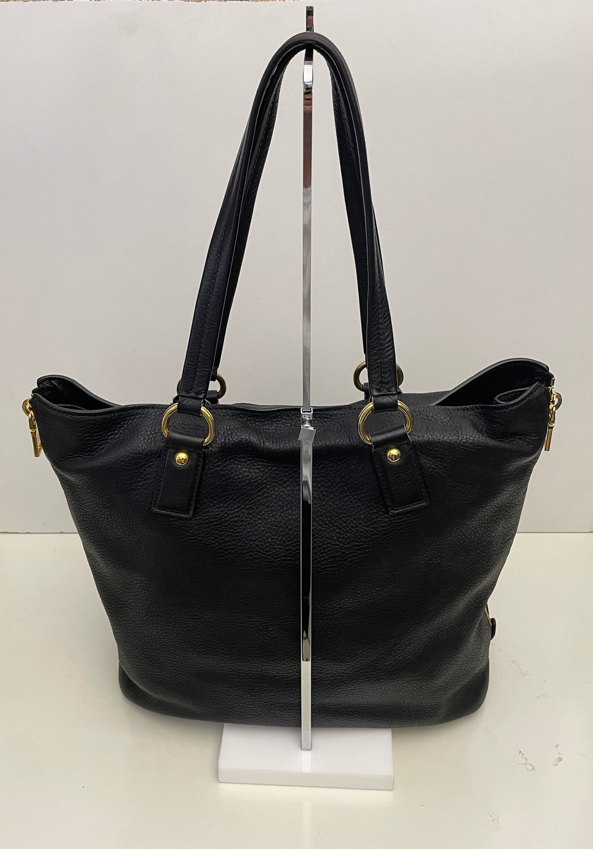 Prada - Shopper Espandibile in Pelle Martellata Nera