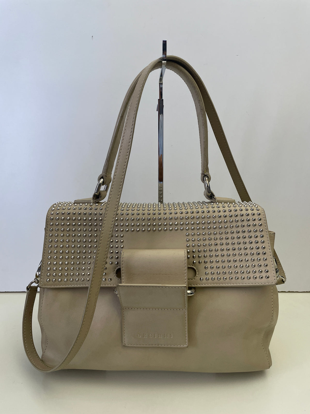 Orciani - Borsa A Spalla Pelle Beige Con Borchie