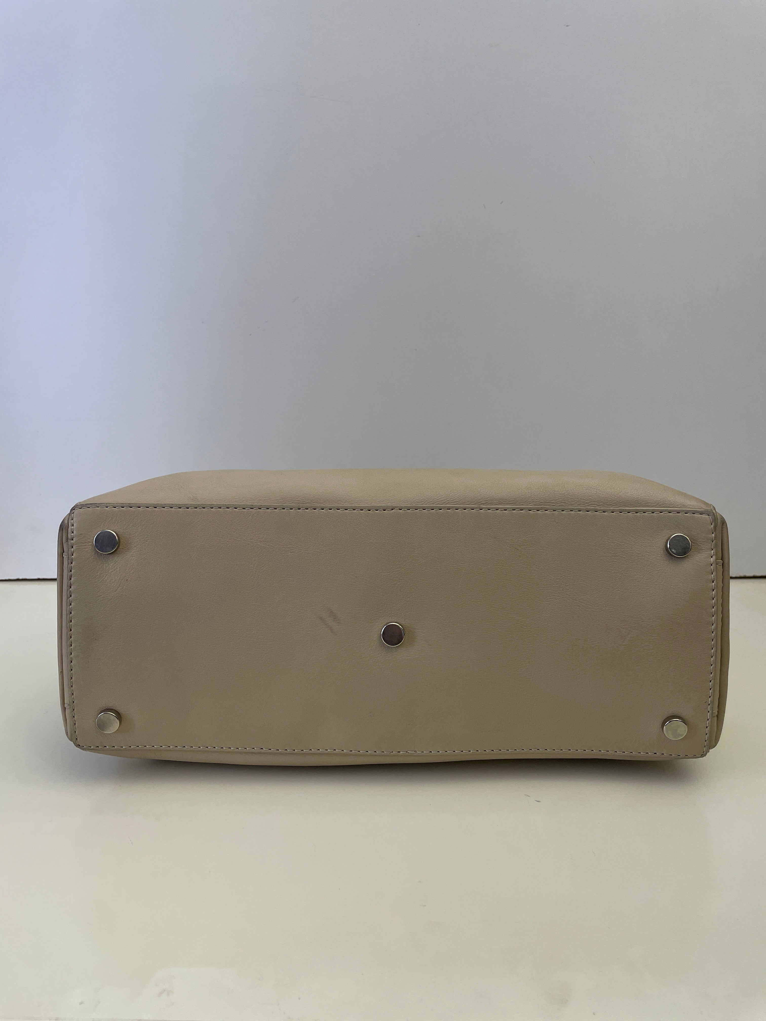 Orciani - Borsa A Spalla Pelle Beige Con Borchie