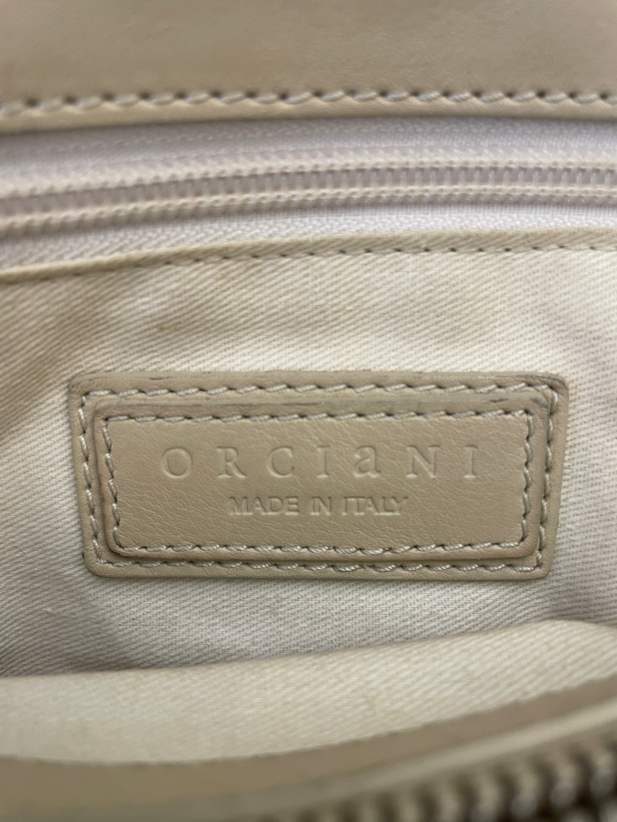 Orciani - Borsa A Spalla Pelle Beige Con Borchie