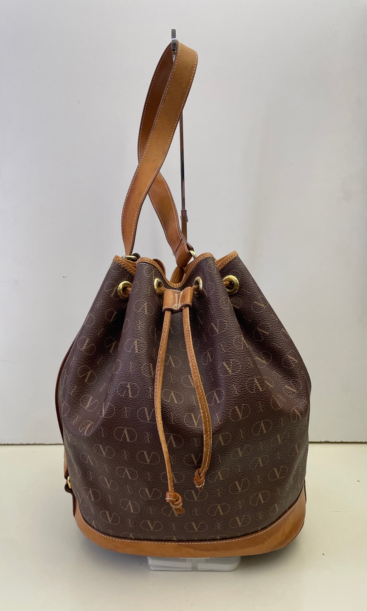 Valentino Garavani - Secchio Monogram Portabilità Zaino Vintage Marrone