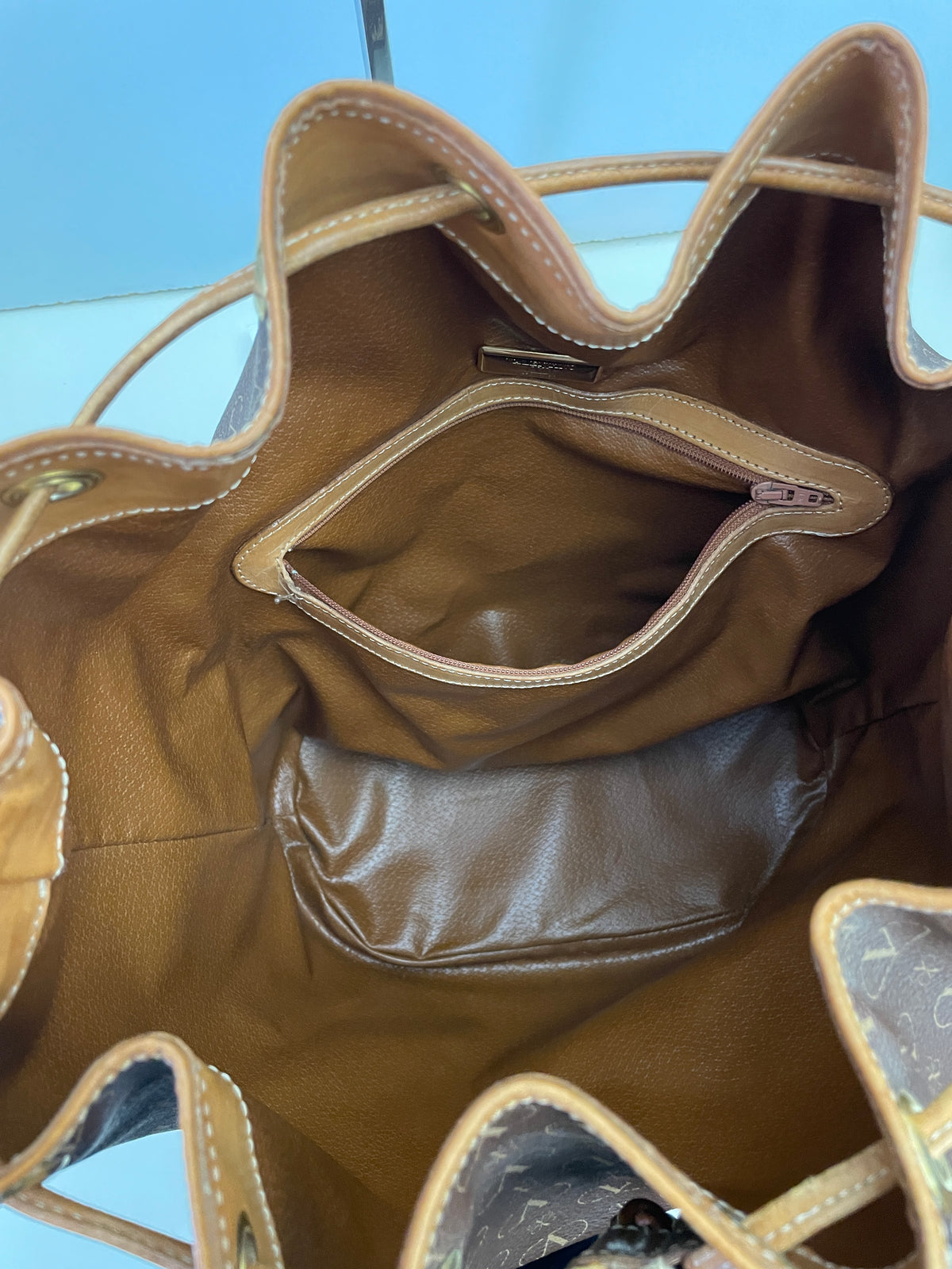 Valentino Garavani - Secchio Monogram Portabilità Zaino Vintage Marrone