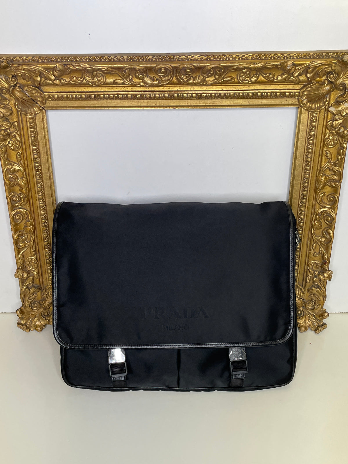 Prada Cartella Doppie Tasche Nylon Nera Scritta Fronte