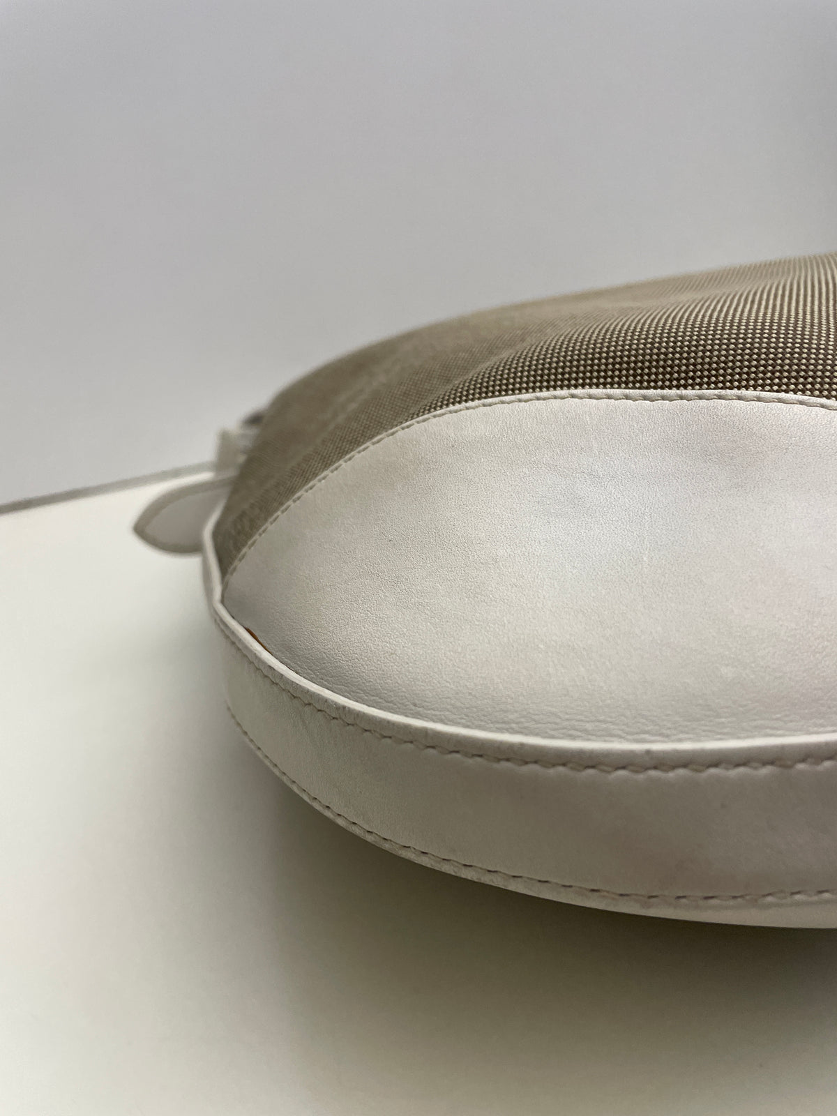 Prada - Hobo Logo Jacquard Beige e Avorio