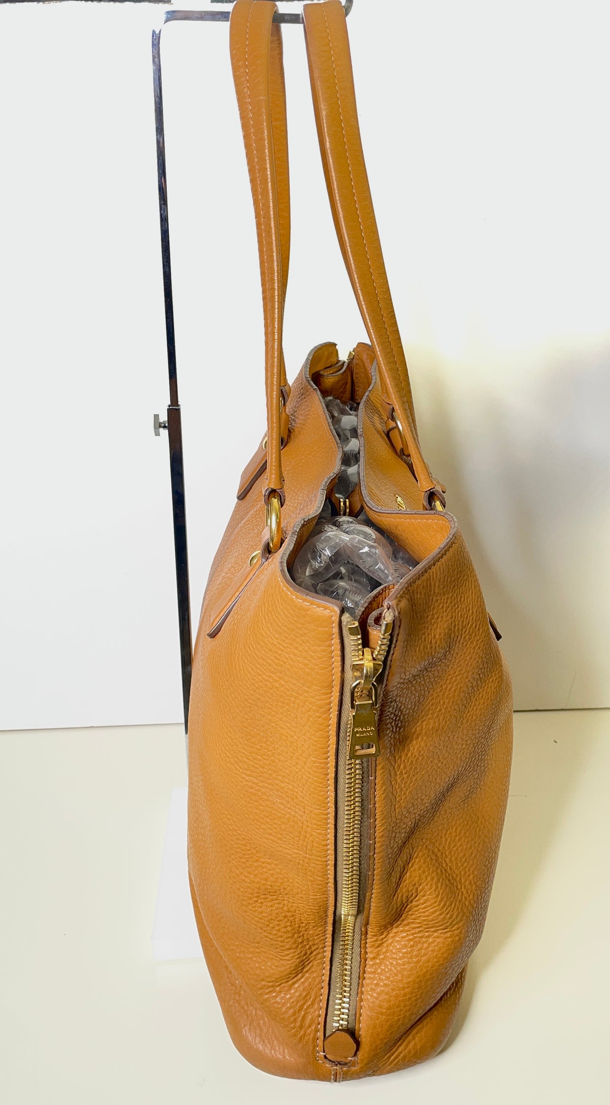 Prada - Shopper Espandibile in Pelle Martellata Cammello