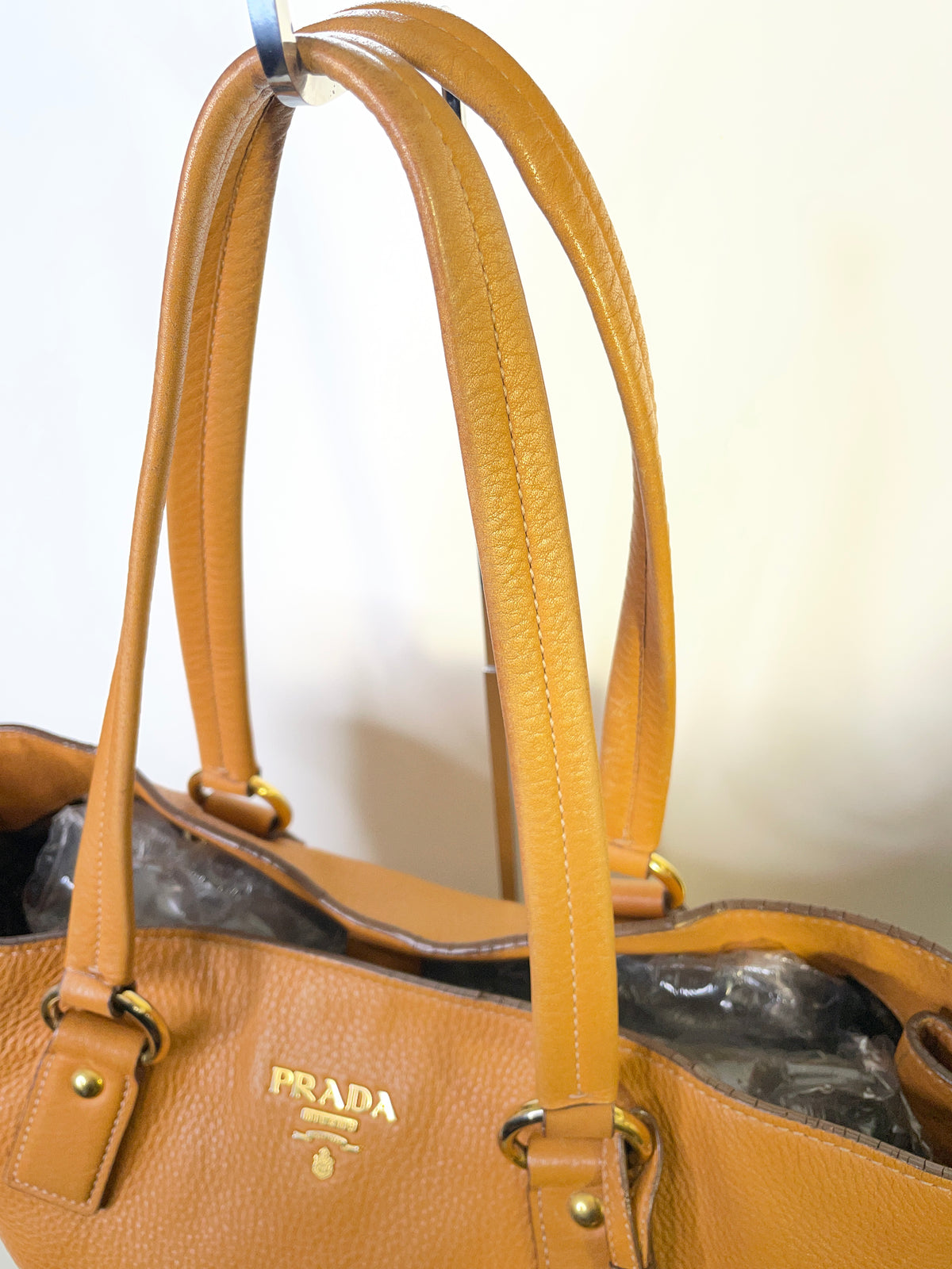 Prada - Shopper Espandibile in Pelle Martellata Cammello