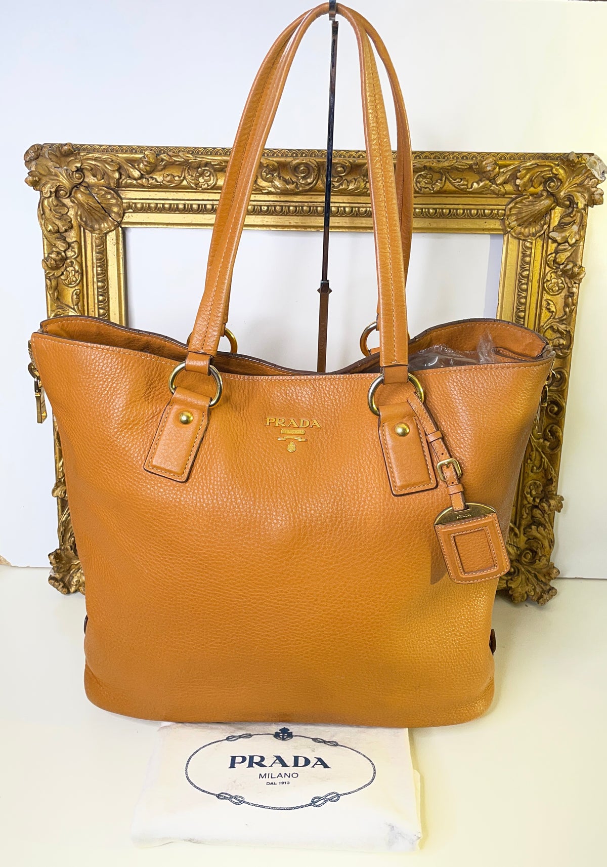Prada - Shopper Espandibile in Pelle Martellata Cammello