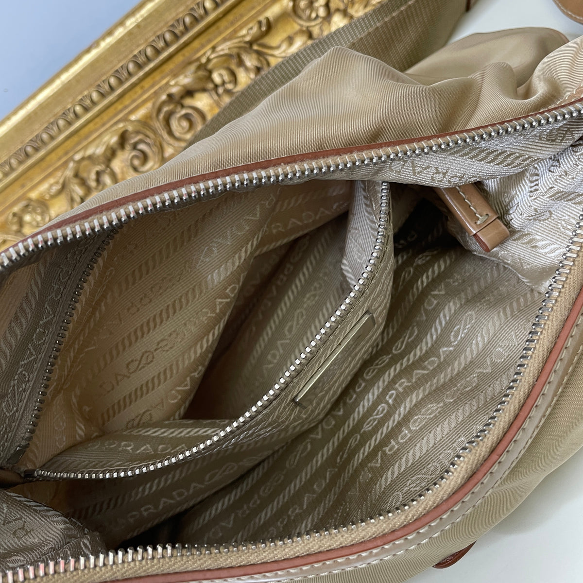 Prada - Borsa Piattina a Tracolla nylon e cordura Beige Logo Jacquard