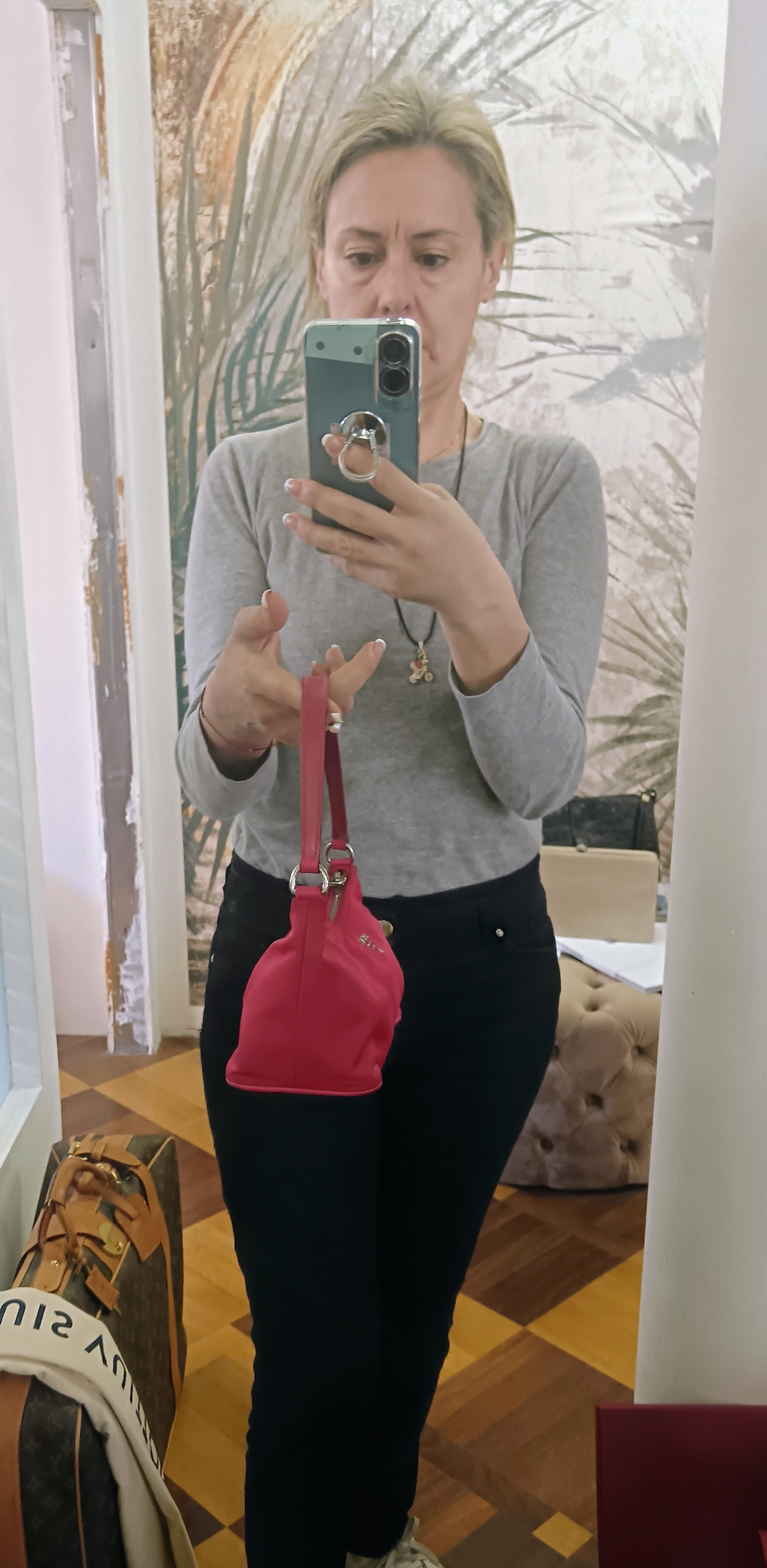 Prada – Mini Bag Pochette Re-Nylon e Pelle Saffiano