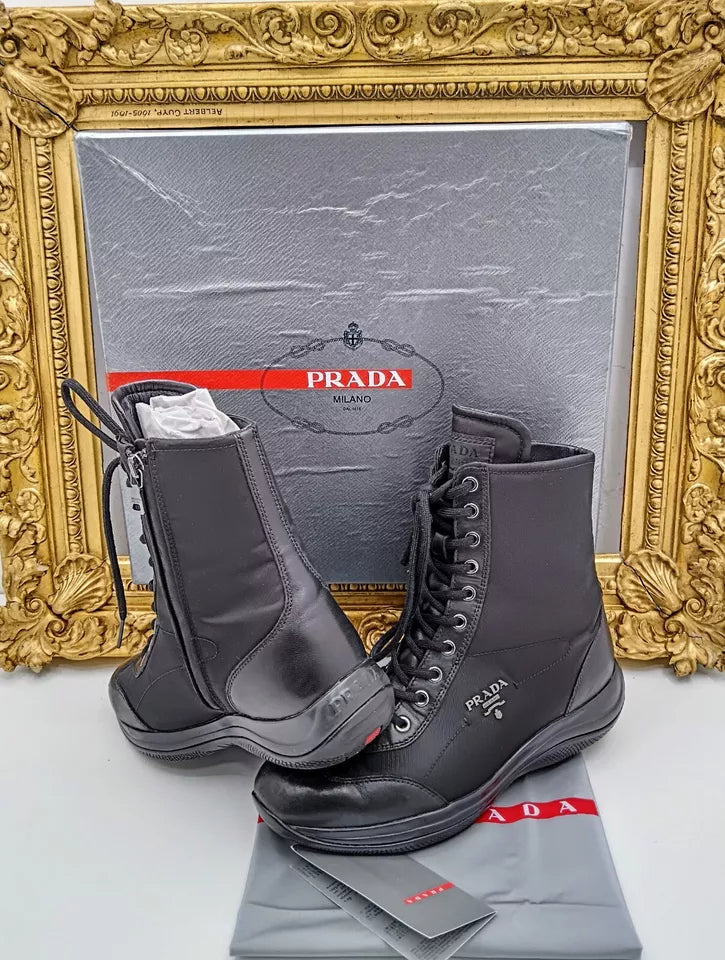 Prada – Stivaletti Sneakers Nappa e Gabardine Tech Nere Full Set