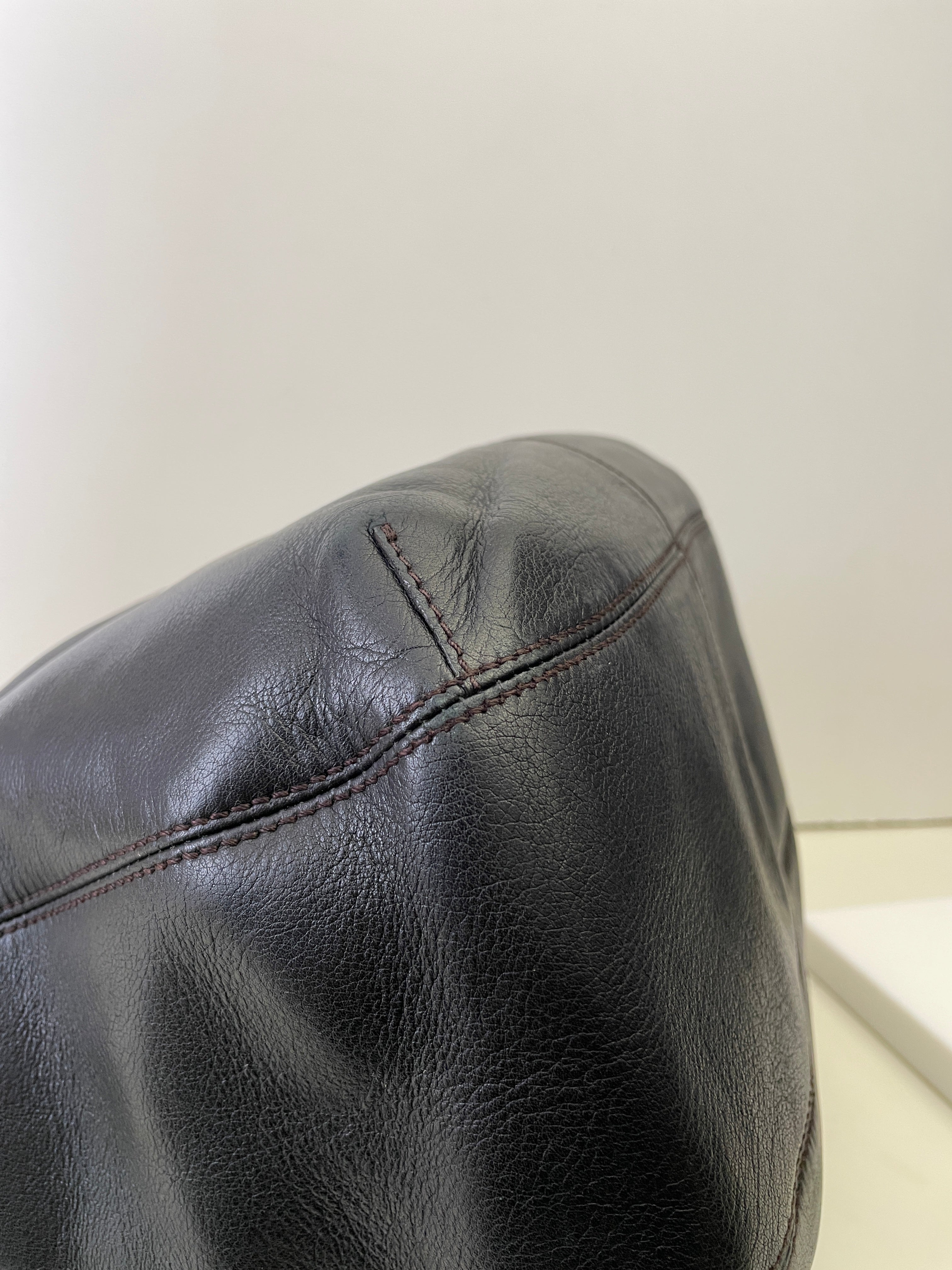 Cartier Marcello Bislunga Pelle Nera Con Tracolla