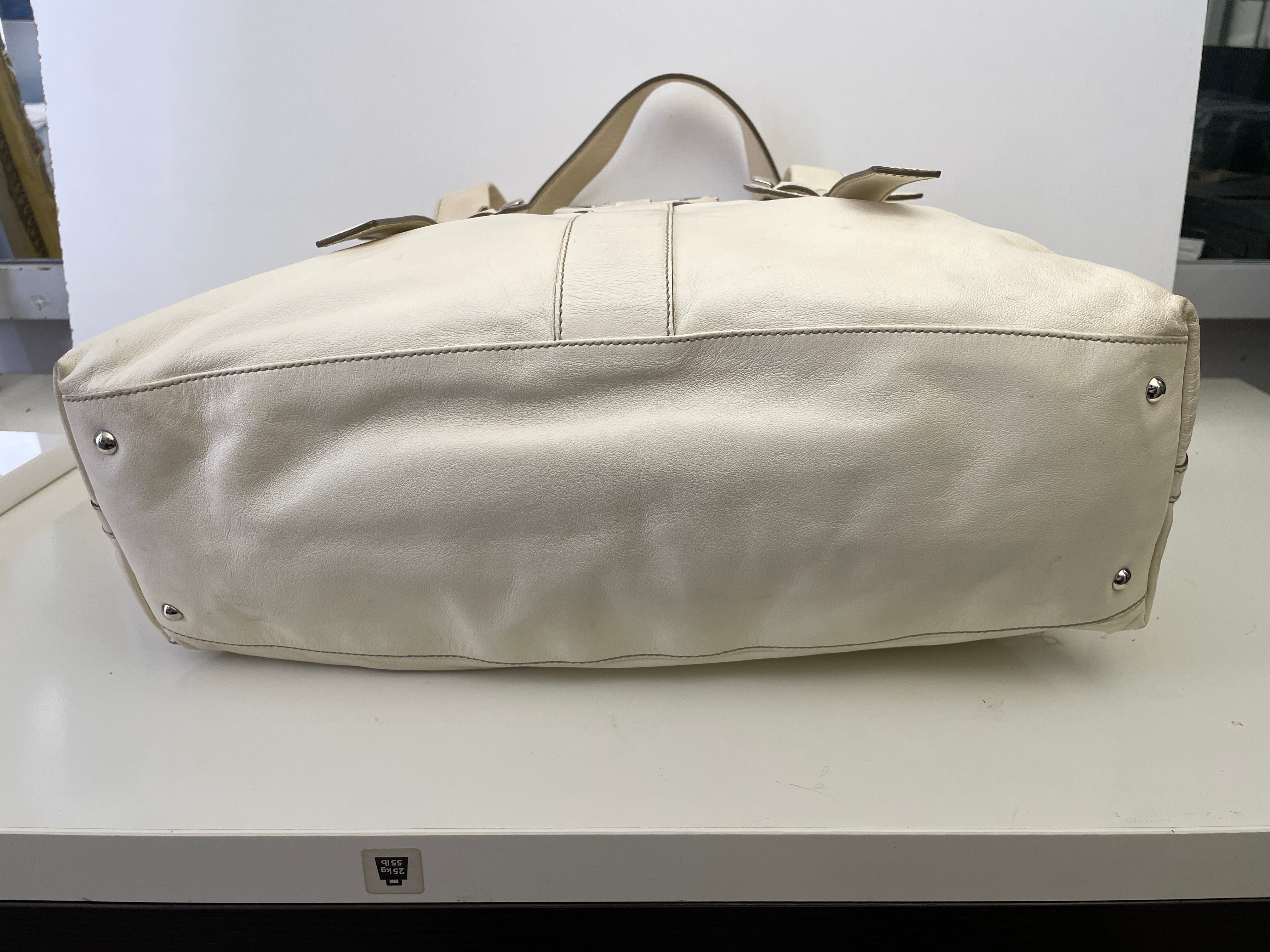 Ferragamo - Borsa A Spalla Pelle Bianca