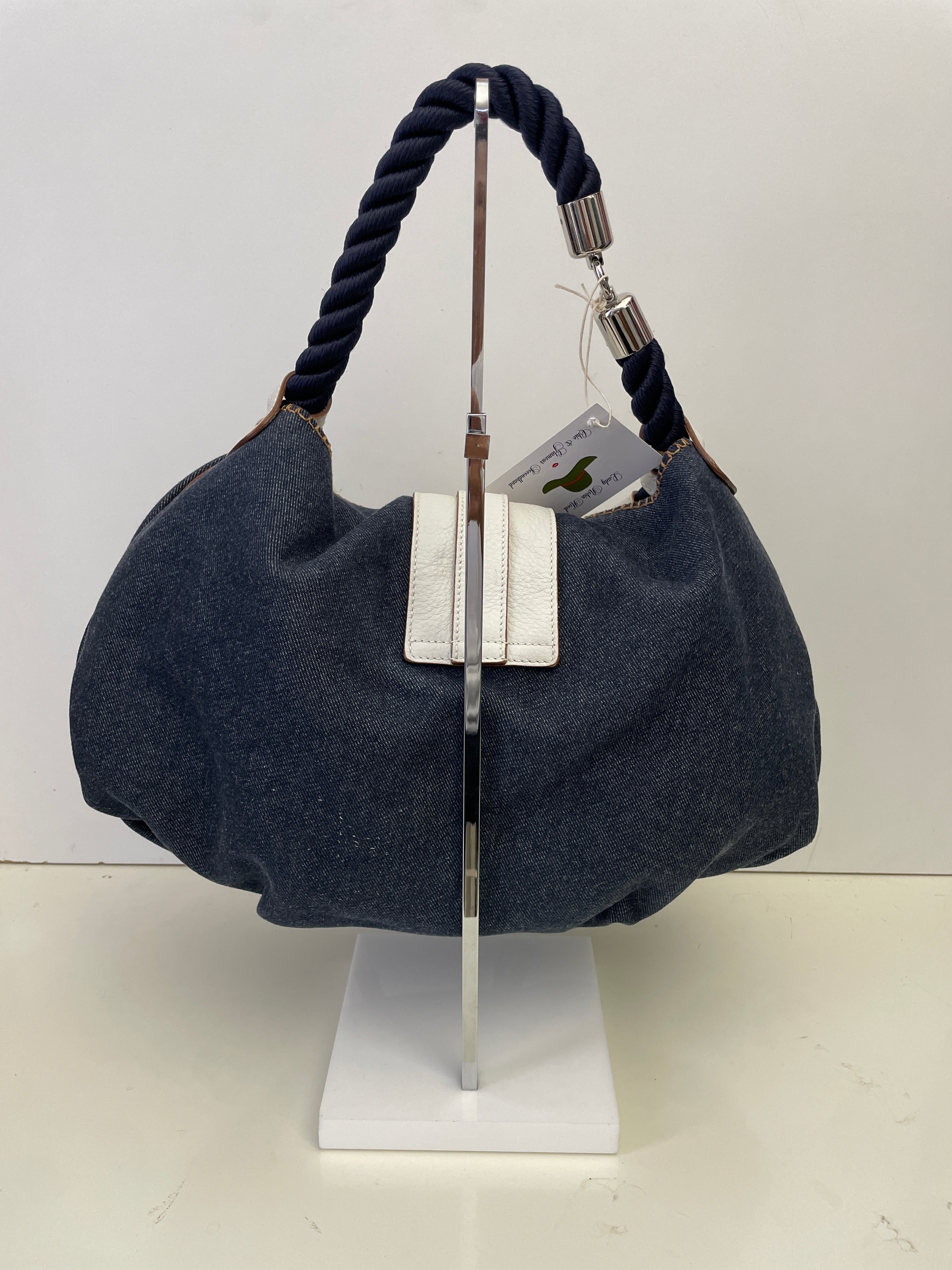 Ferragamo - Borsa a Spalla mod. "ROPE" denim blu con inserti in pelle bianca e manico corda