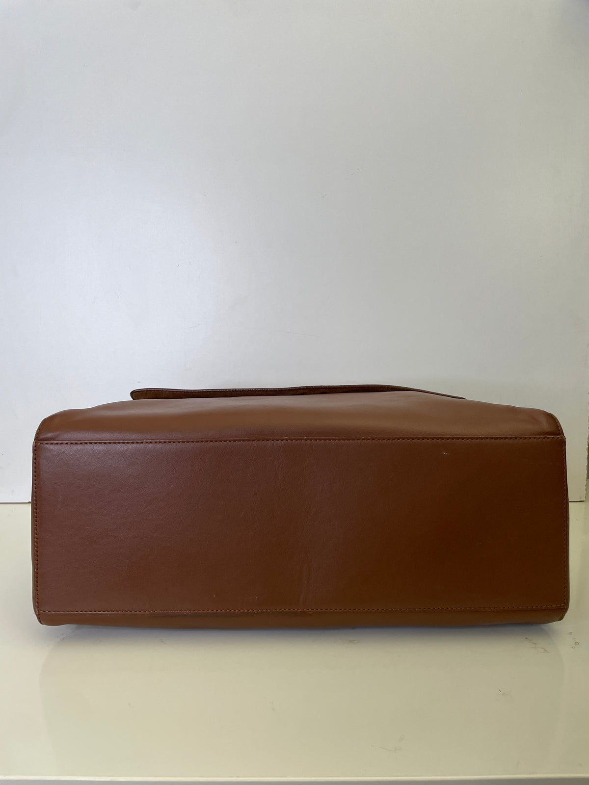 Orciani - Sveva Grande Pelle Liscia Cognac con borchiette