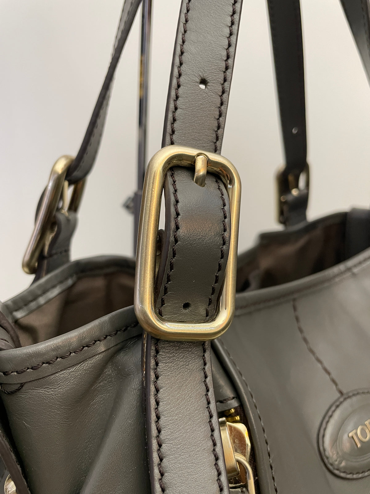 Tod's - Secchiello In Pelle Grigio Scuro