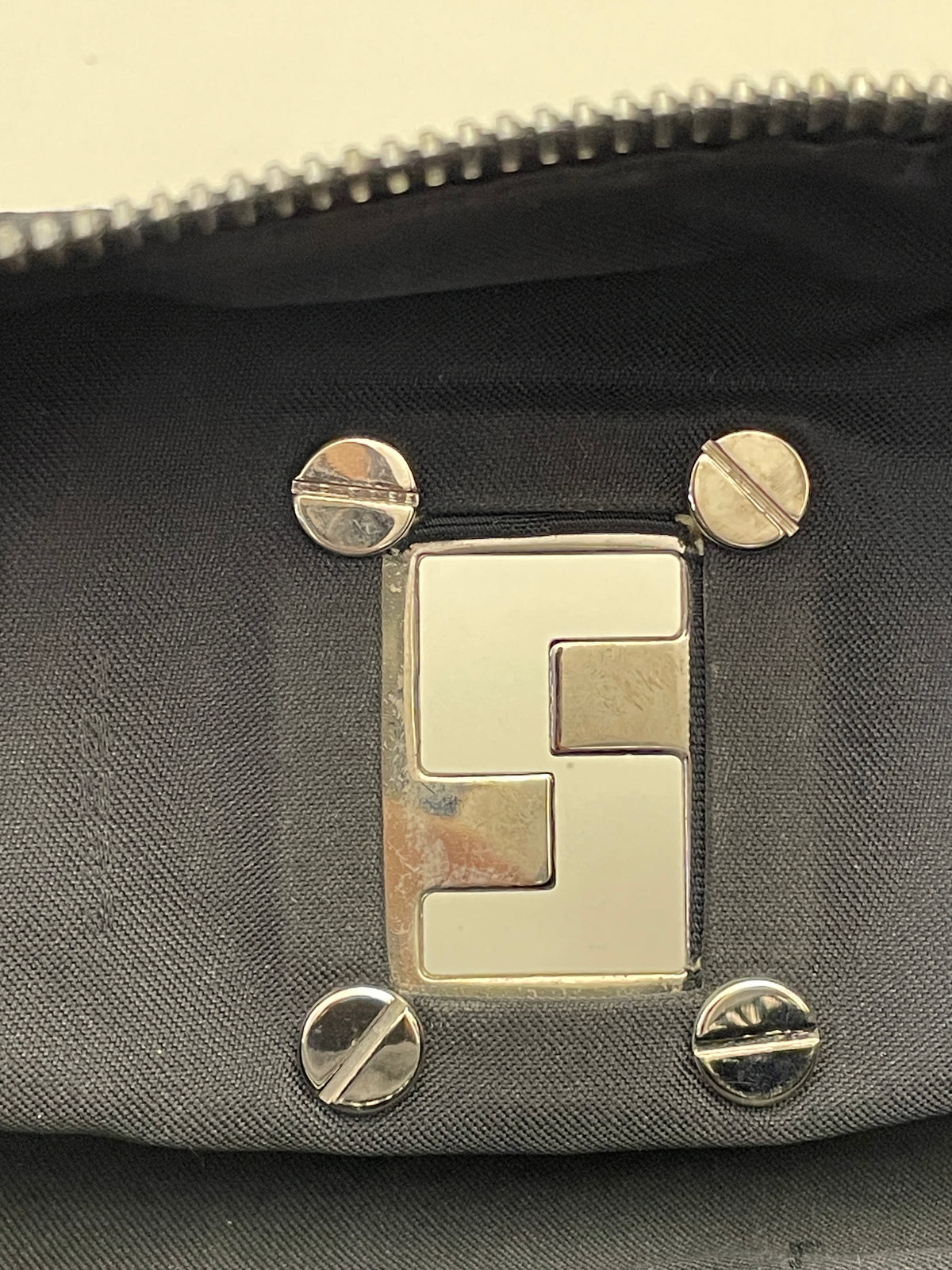 Fendi - Borsa Baguette Tessuto Nero Zucca Con Finiture In Pelle + HW Argento