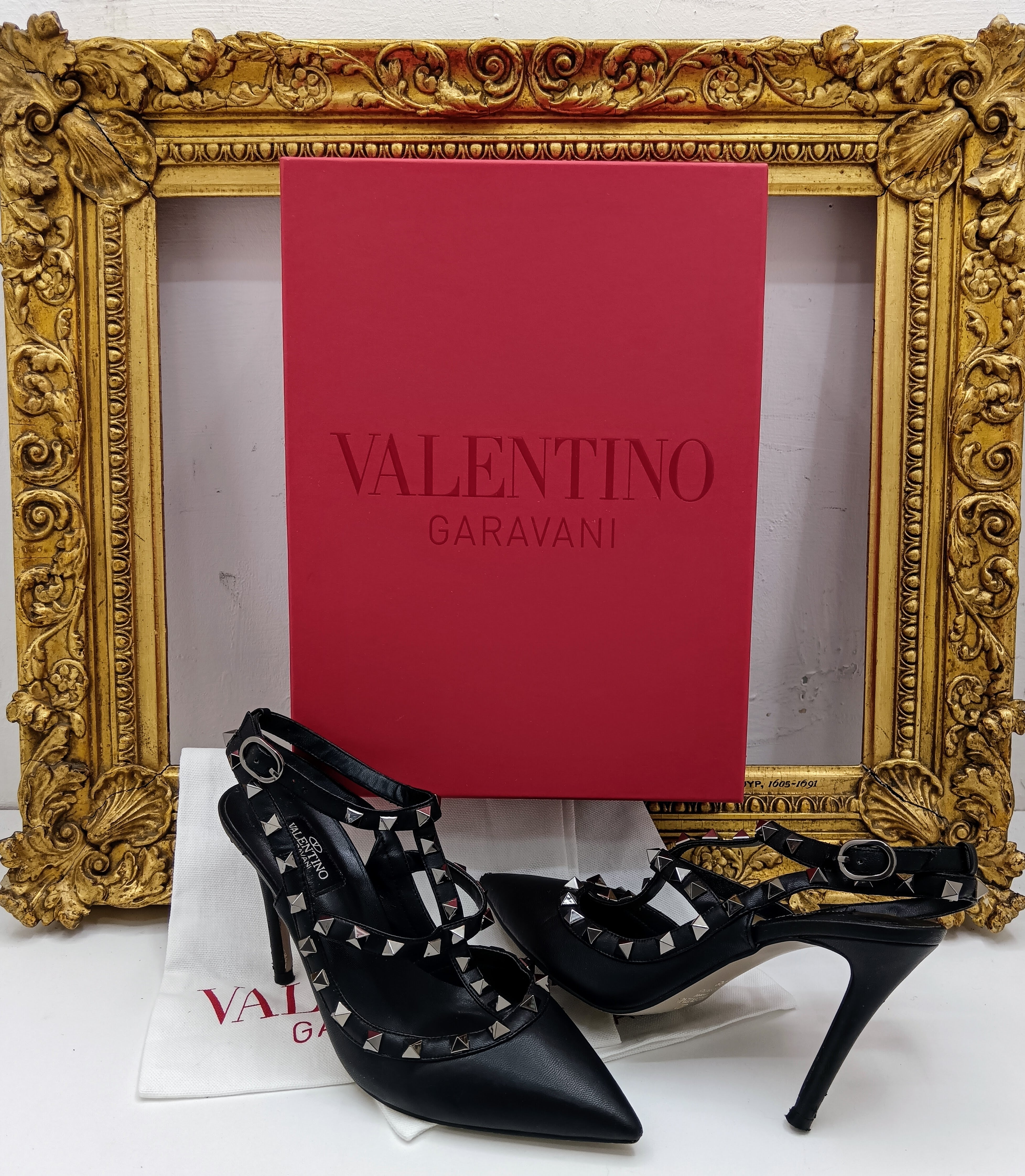 Valentino Garavani – Décolleté Rockstud in Pelle Nera