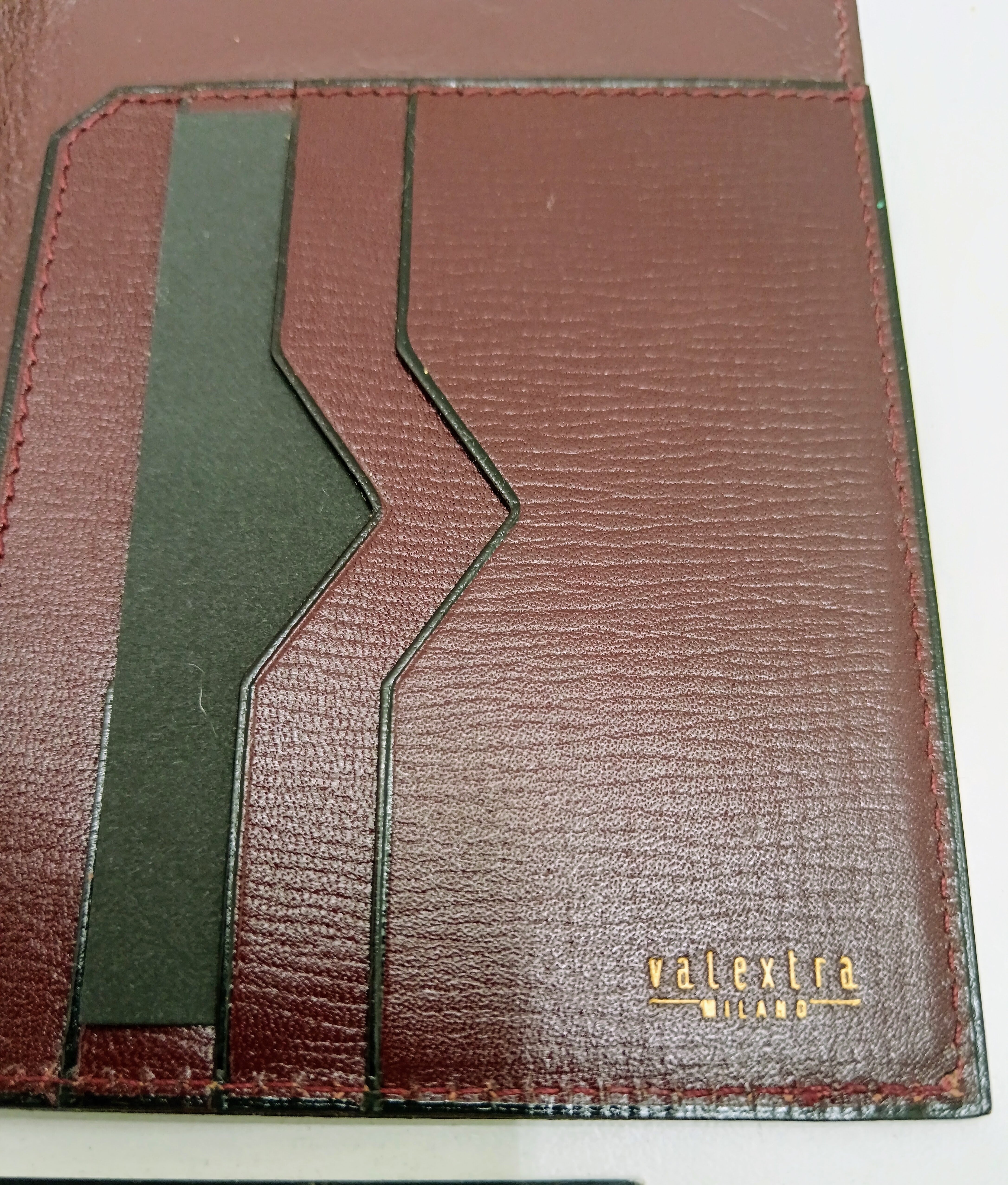 Valextra – Portacarte Portadocumenti pelle bordeaux NUOVO