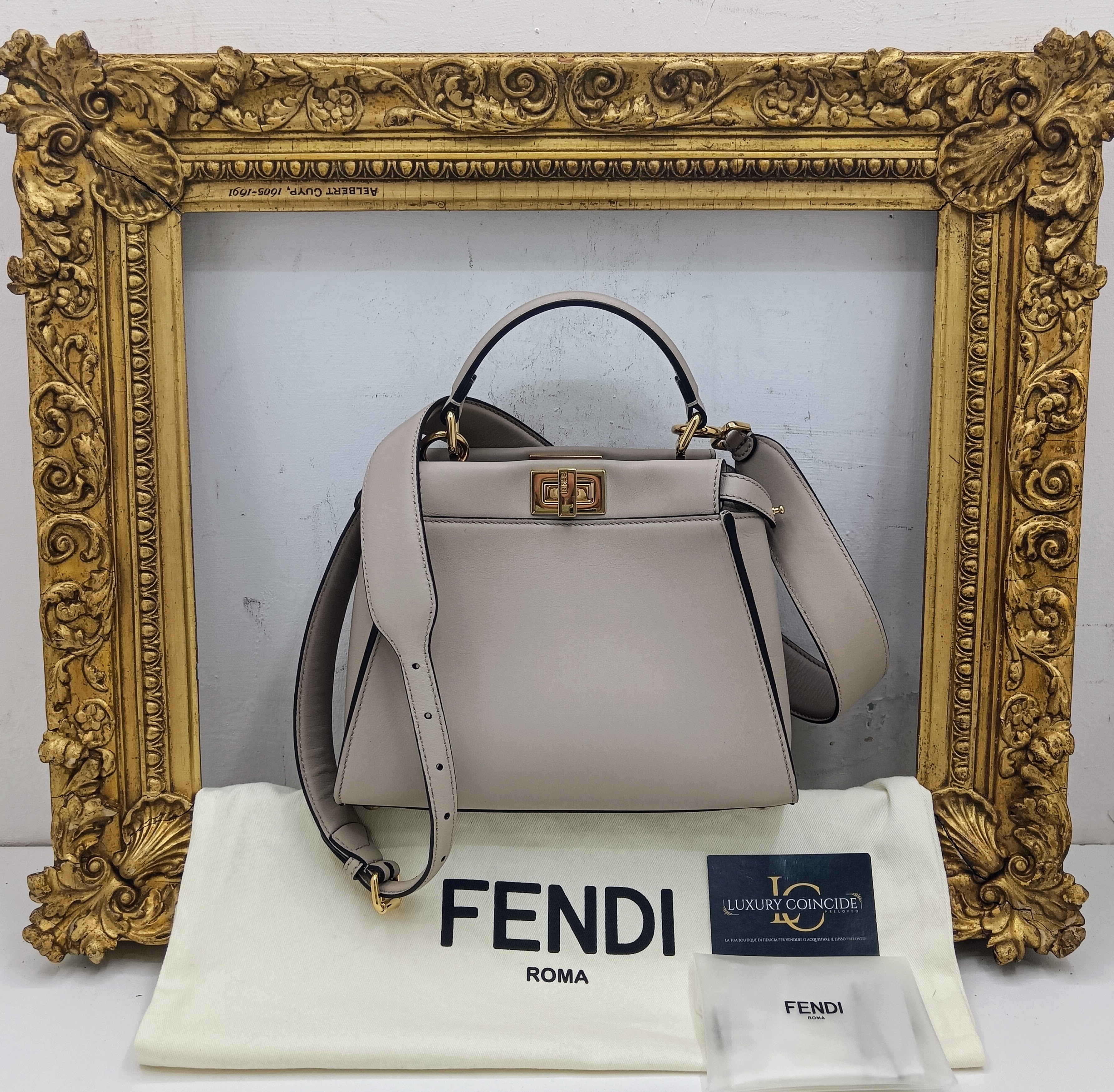 Fendi – Peekaboo Mini in Pelle Beige