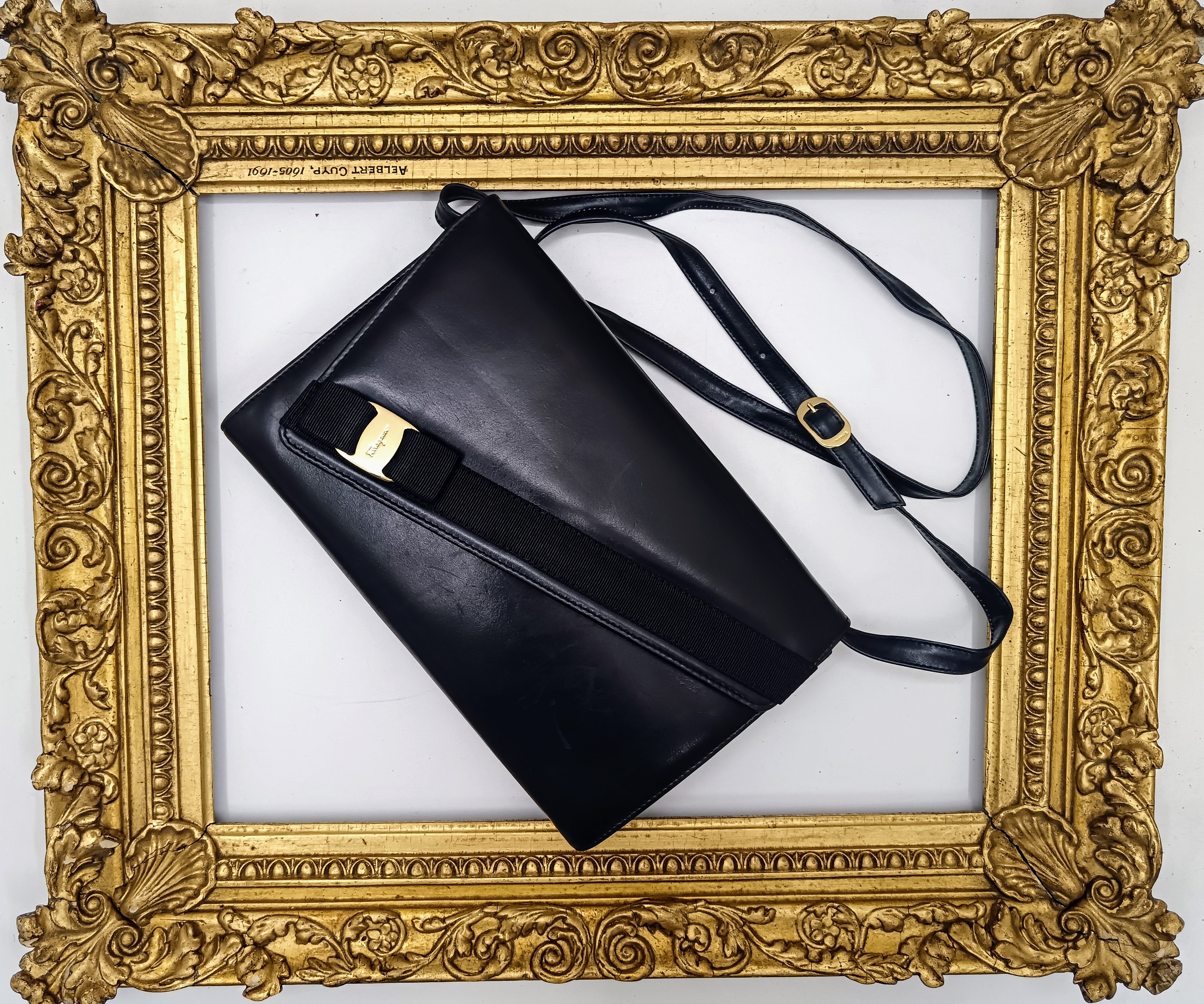 Ferragamo Salvatore – Borsetta “Vara Bag” Pochette Clutch a Tracolla Pelle Vintage