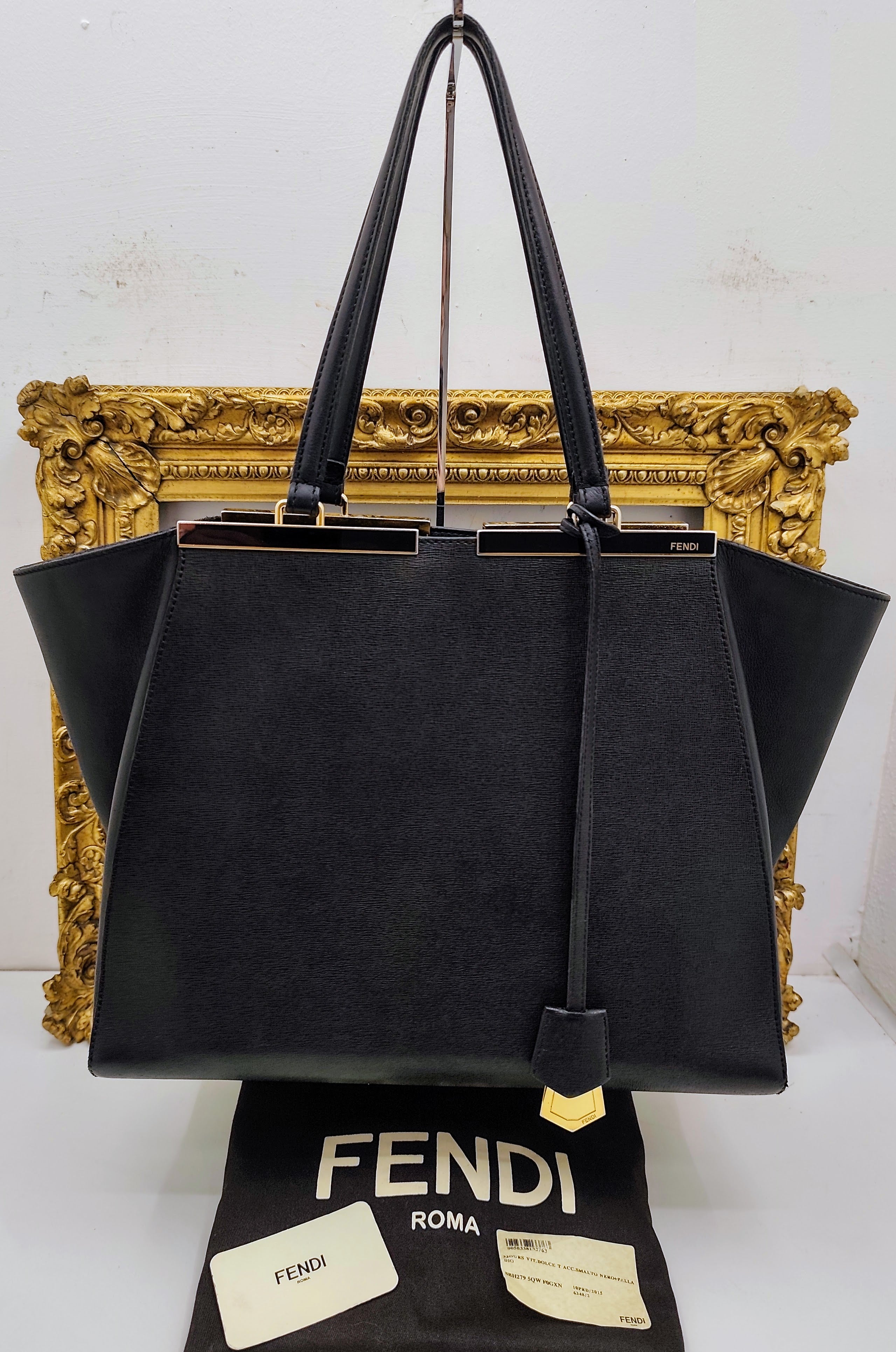 Fendi – 3 Jours Grande Tote Bag in Pelle di Vitello Blu Scuro e Nero