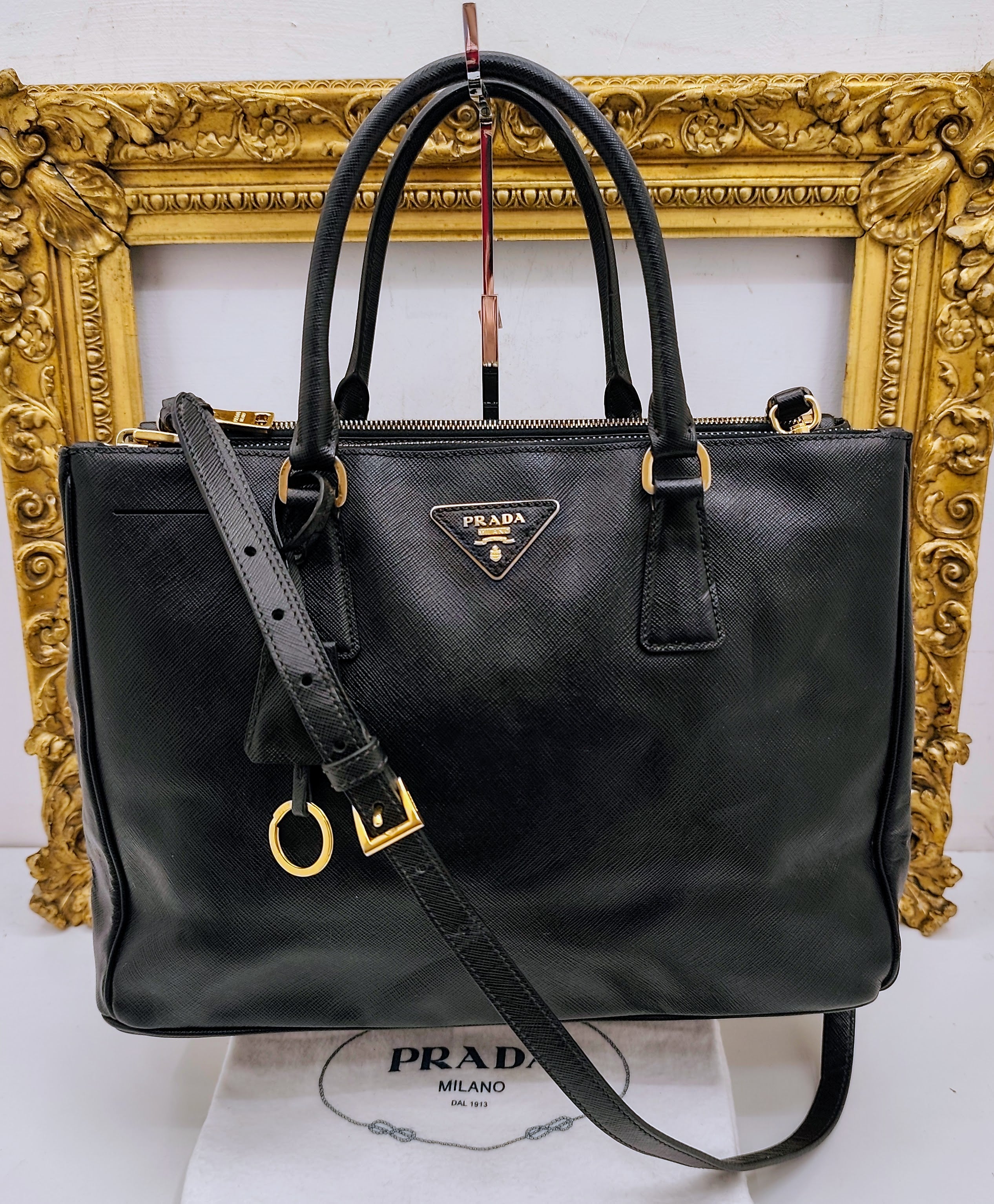 Prada – Galleria Grande Pelle Saffiano Nero