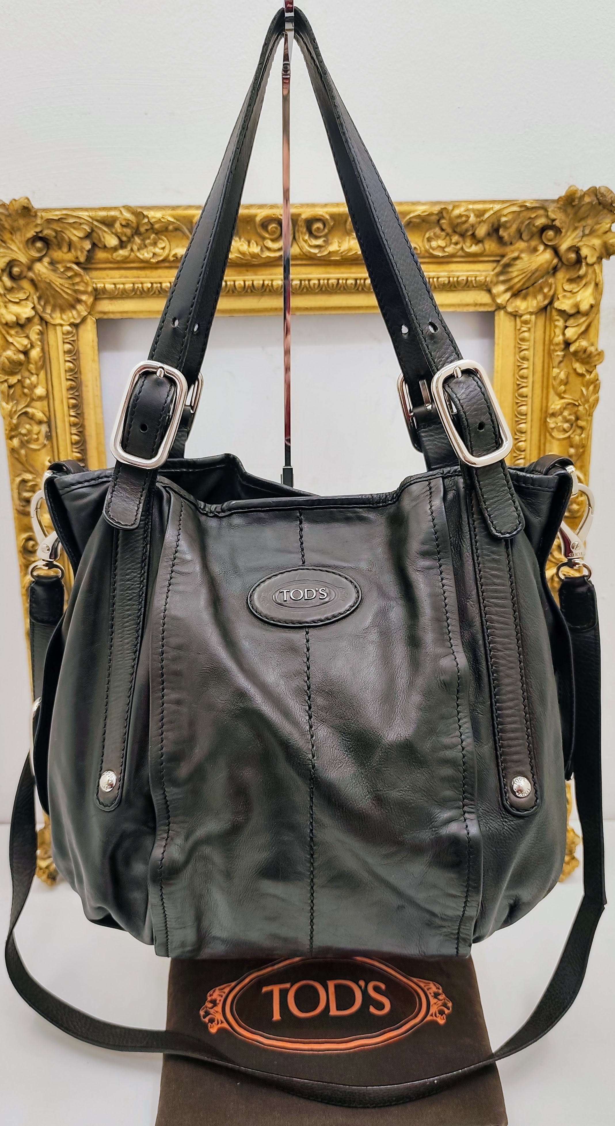 Tod’s – “D-Bag” Secchiello Pelle Nera con Tracolla