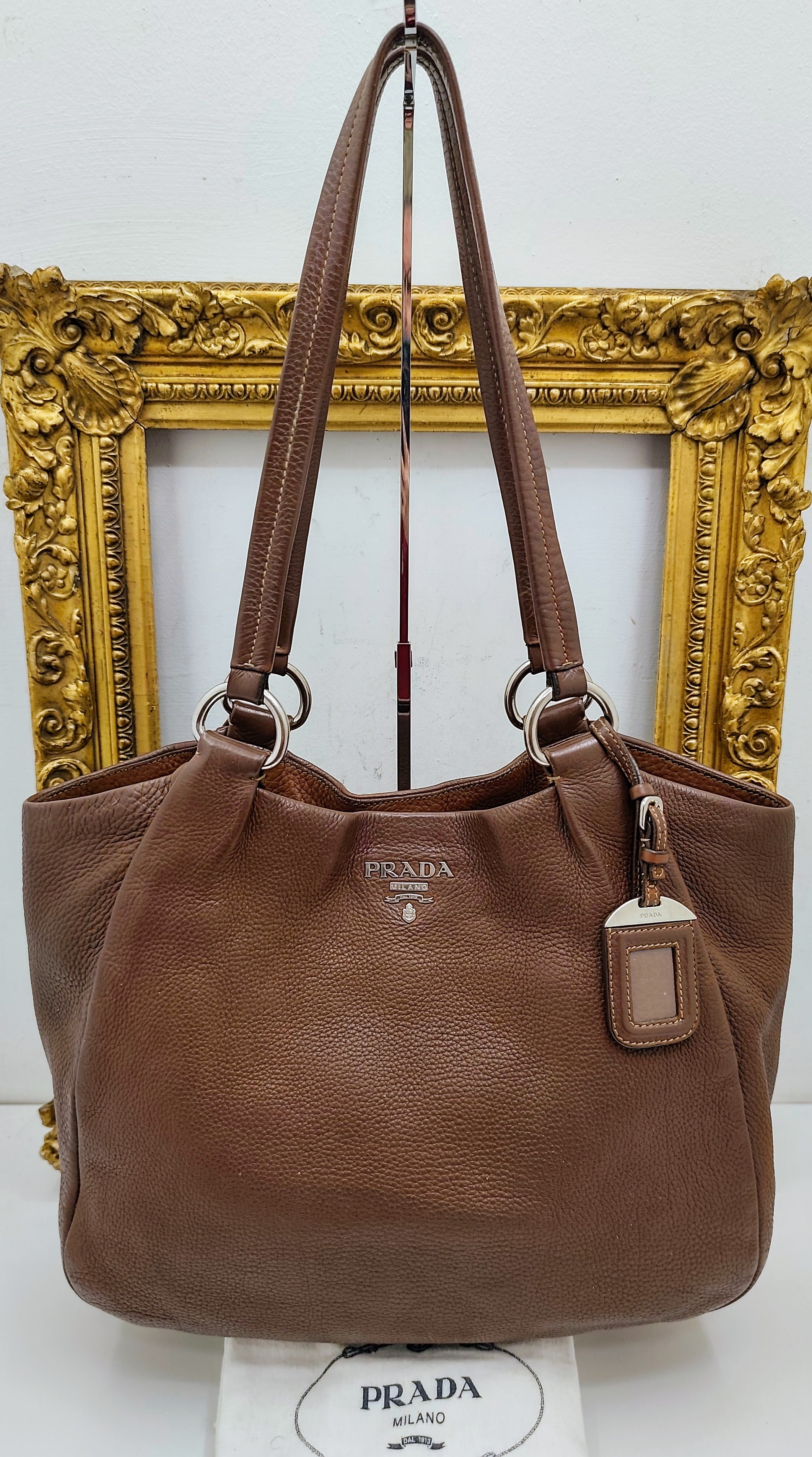 Prada - Borsa Shopping Spalla in Pelle Martellata Marrone