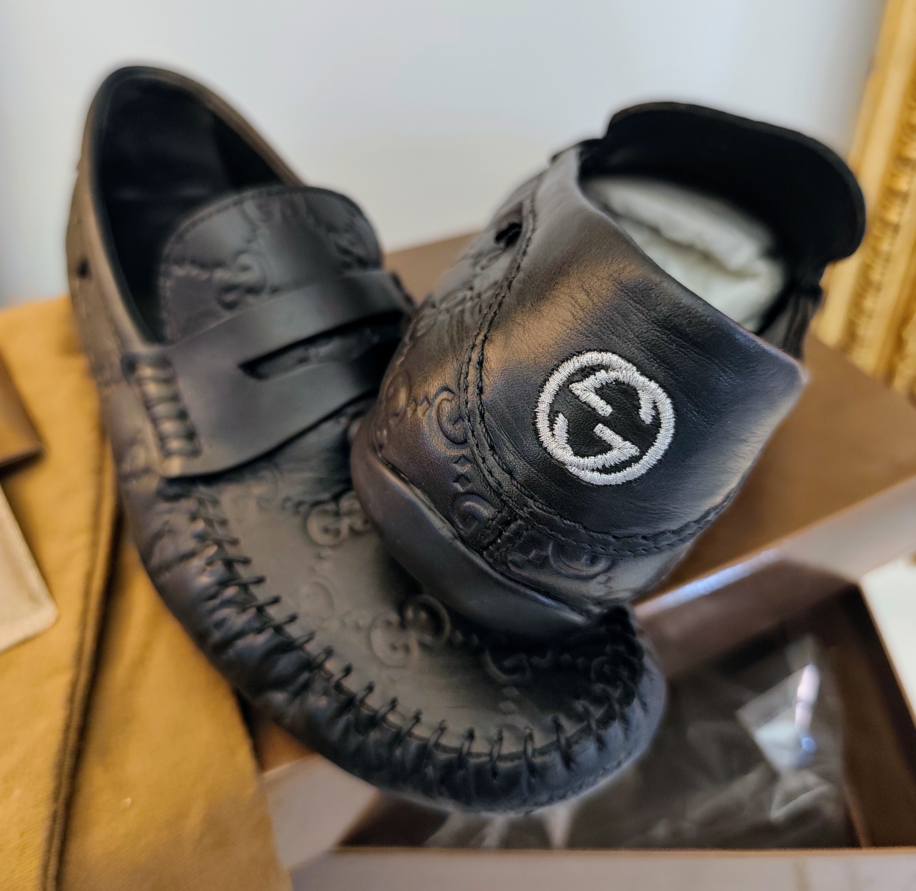 Gucci – Mocassini Unisex in Pelle Guccissima Nera