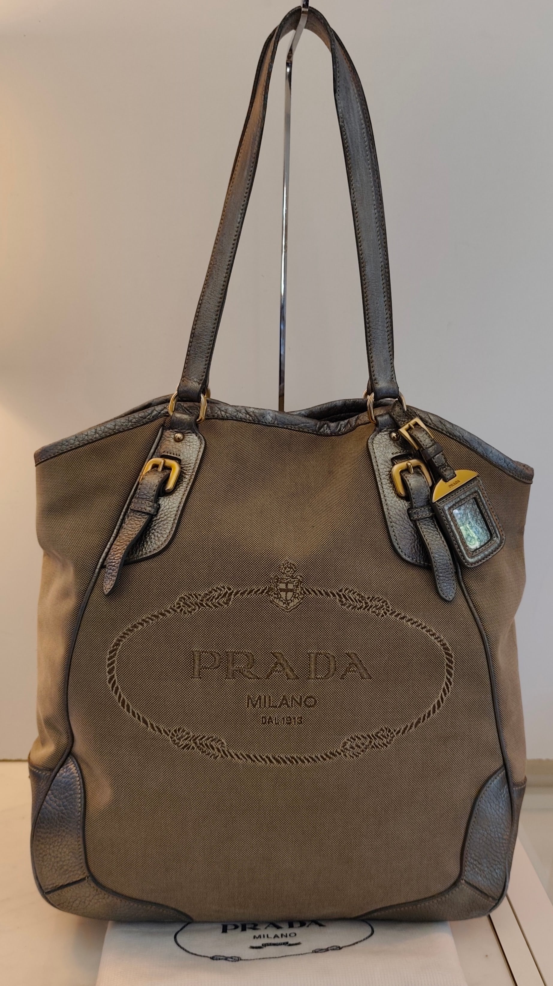 Prada – Shopper Grande a Spalla in Tessuto e Pelle Jacquard