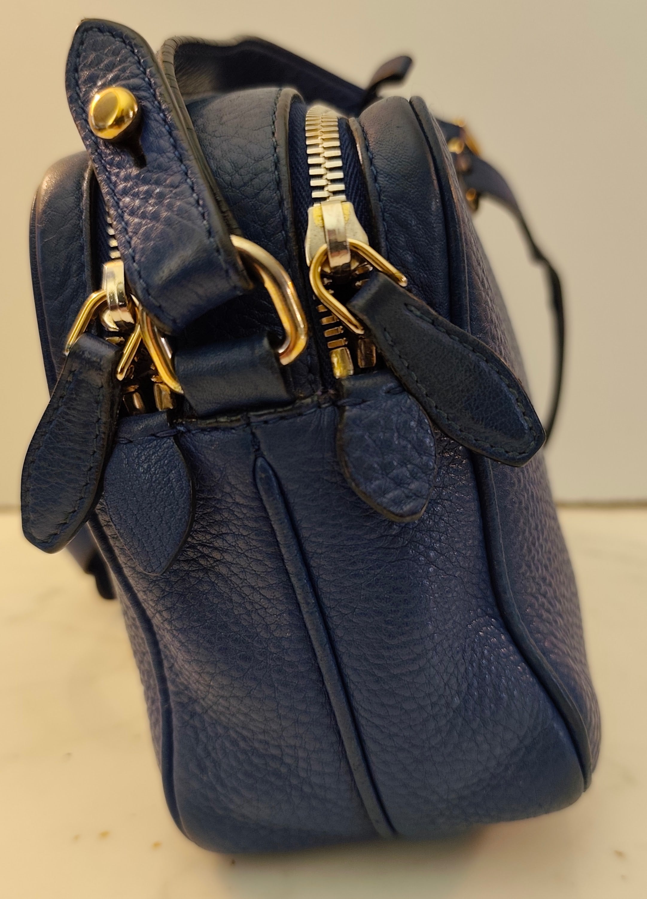 Prada - Camera Bag Postina Doppia in Pelle Blu Royal