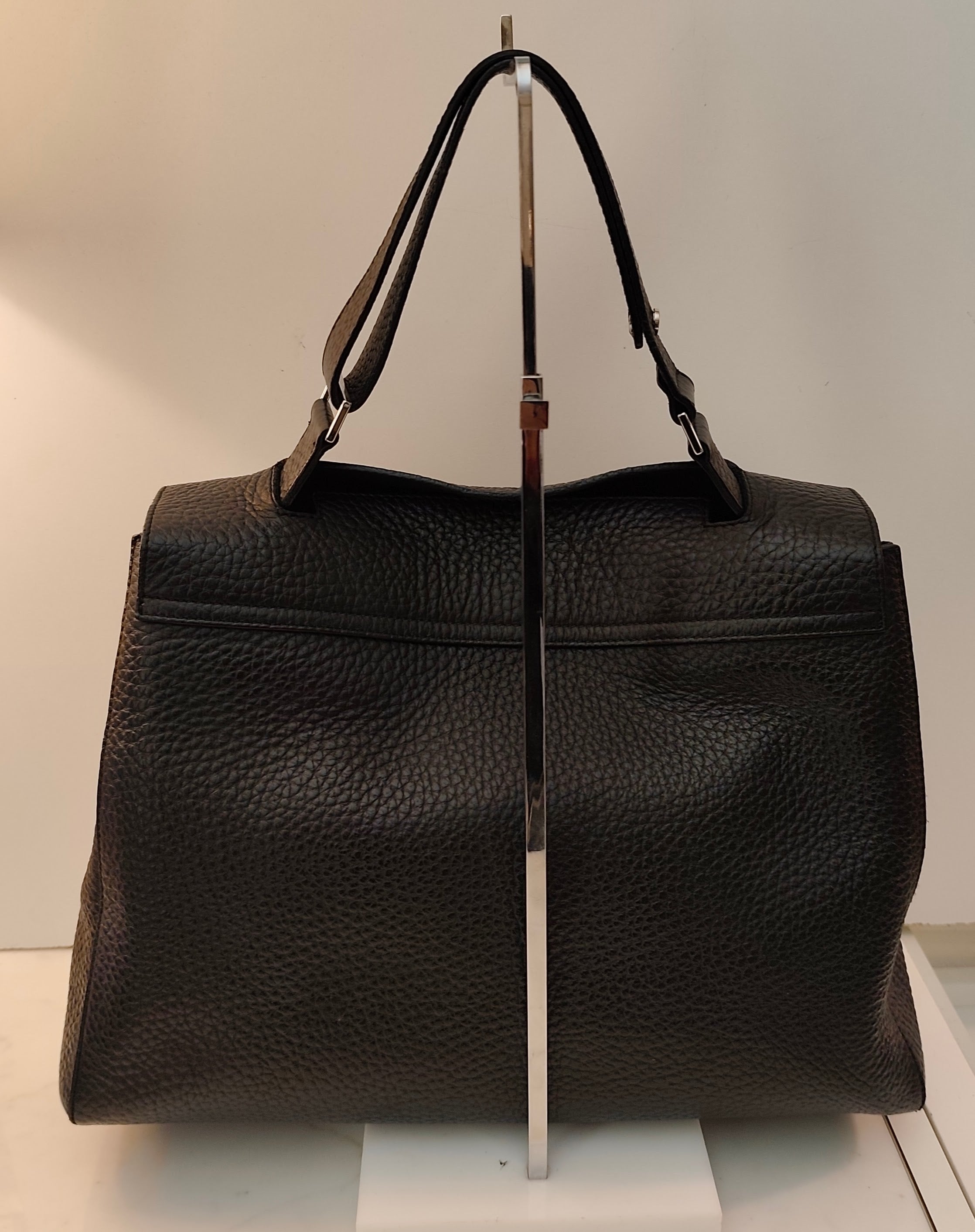 Orciani – Sveva Soft Grande Pelle Martellata Nera